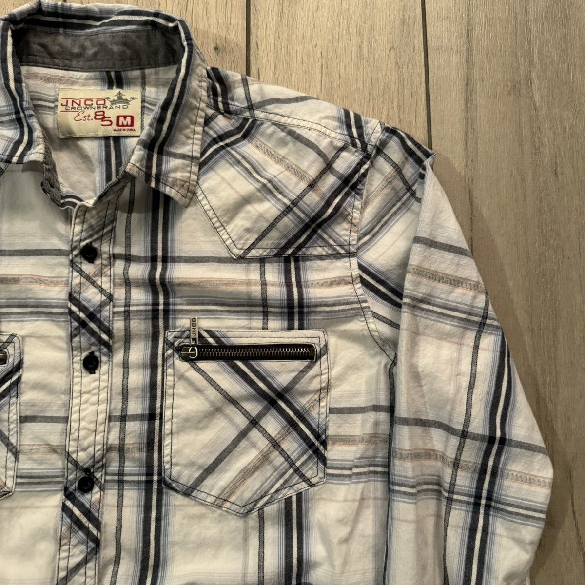 Anchor Blue × Fubu × JNCO Vintage Y2K Skater Jnco Skater Button Up Fits Medium-Large Size US M / EU 48-50 / 2 - 9 Thumbnail