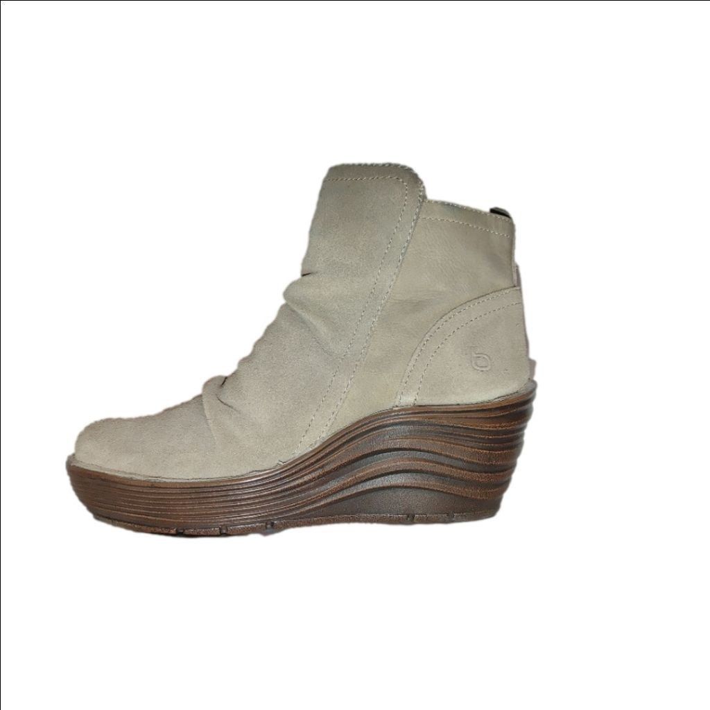 The Unbranded Brand Bionica Diablo Gilford Suede Boots Size 6M Size US 6 / IT 36 - 1 Thumbnail