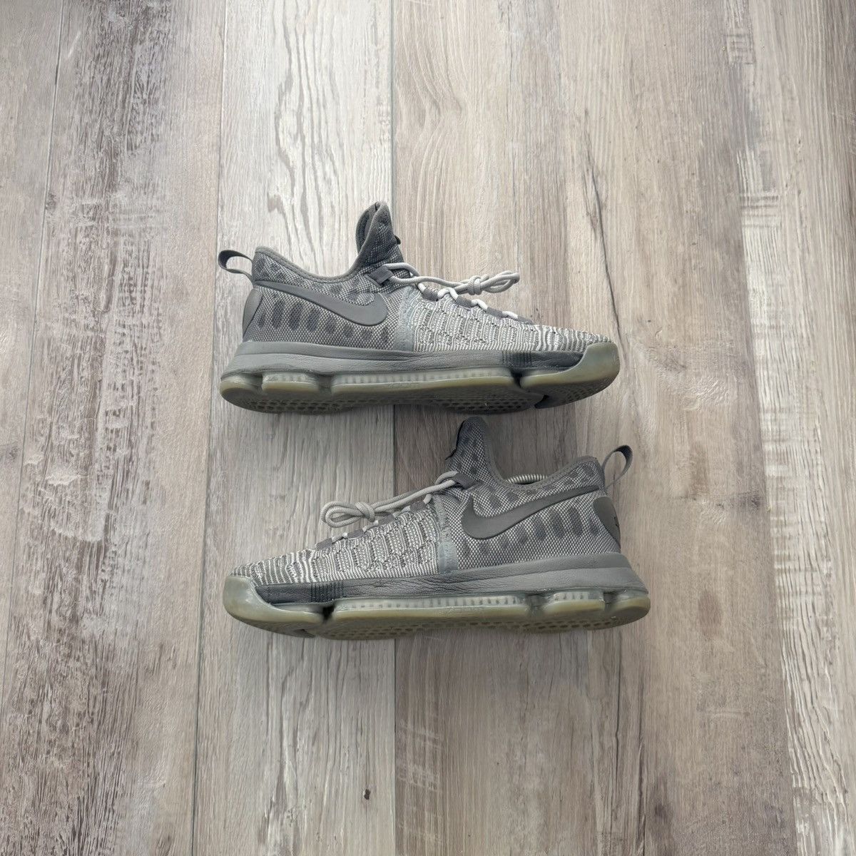 Nike NIKE • KD 9 "Battle Grey" (10.5M) Size US 10.5 / EU 43-44 - 1 Thumbnail