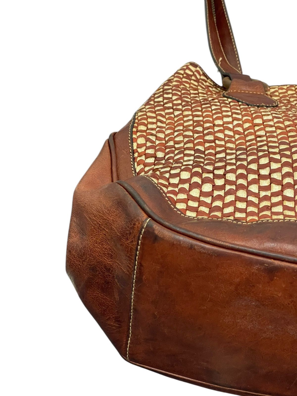 Genuine Leather Full Leather Patina Vintage Unknown Italy Shoulder Bag 1🟩2 Size ONE SIZE - 8 Thumbnail