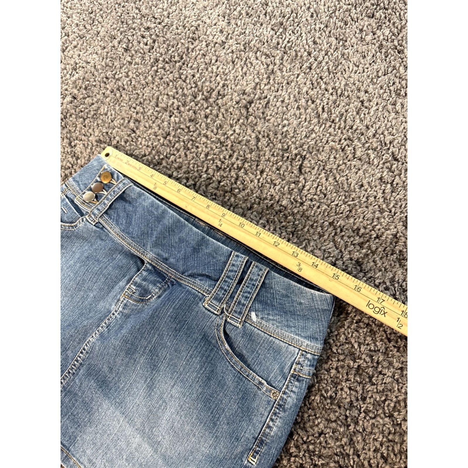 Vintage VINTAGE Wear It So Declare It Skirt Womens 30 Denim Light Wash Frayed Mini Y2K Blue Womens Size 30" / US 8 / IT 44 - 3 Thumbnail