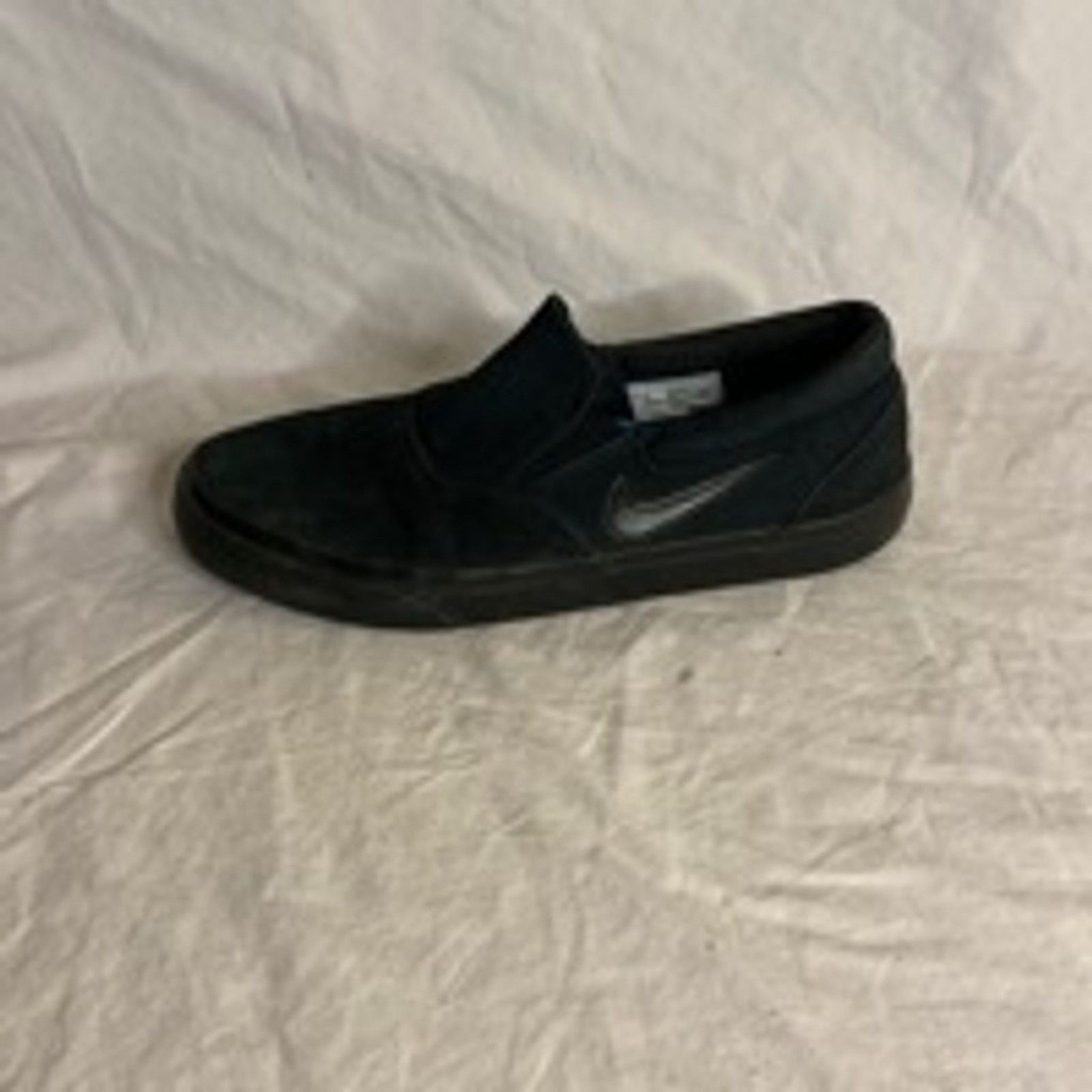 Nike Nike SB Chron Solarsoft Slip-On Black Suede Skate Shoes 8 Size US 8 / EU 41 - 2 Thumbnail