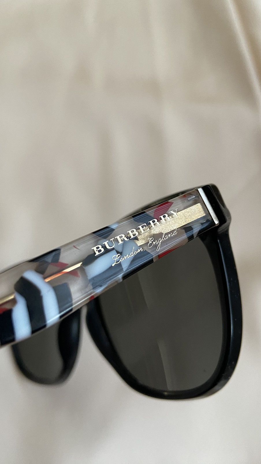 Burberry Burberry Sunglasses Size ONE SIZE - 6 Thumbnail