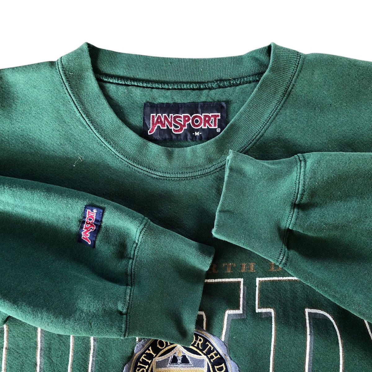 Jansport × Vintage JANSPORT University Of North Dakota Embroidered Sweatshirt Size US M / EU 48-50 / 2 - 4 Thumbnail
