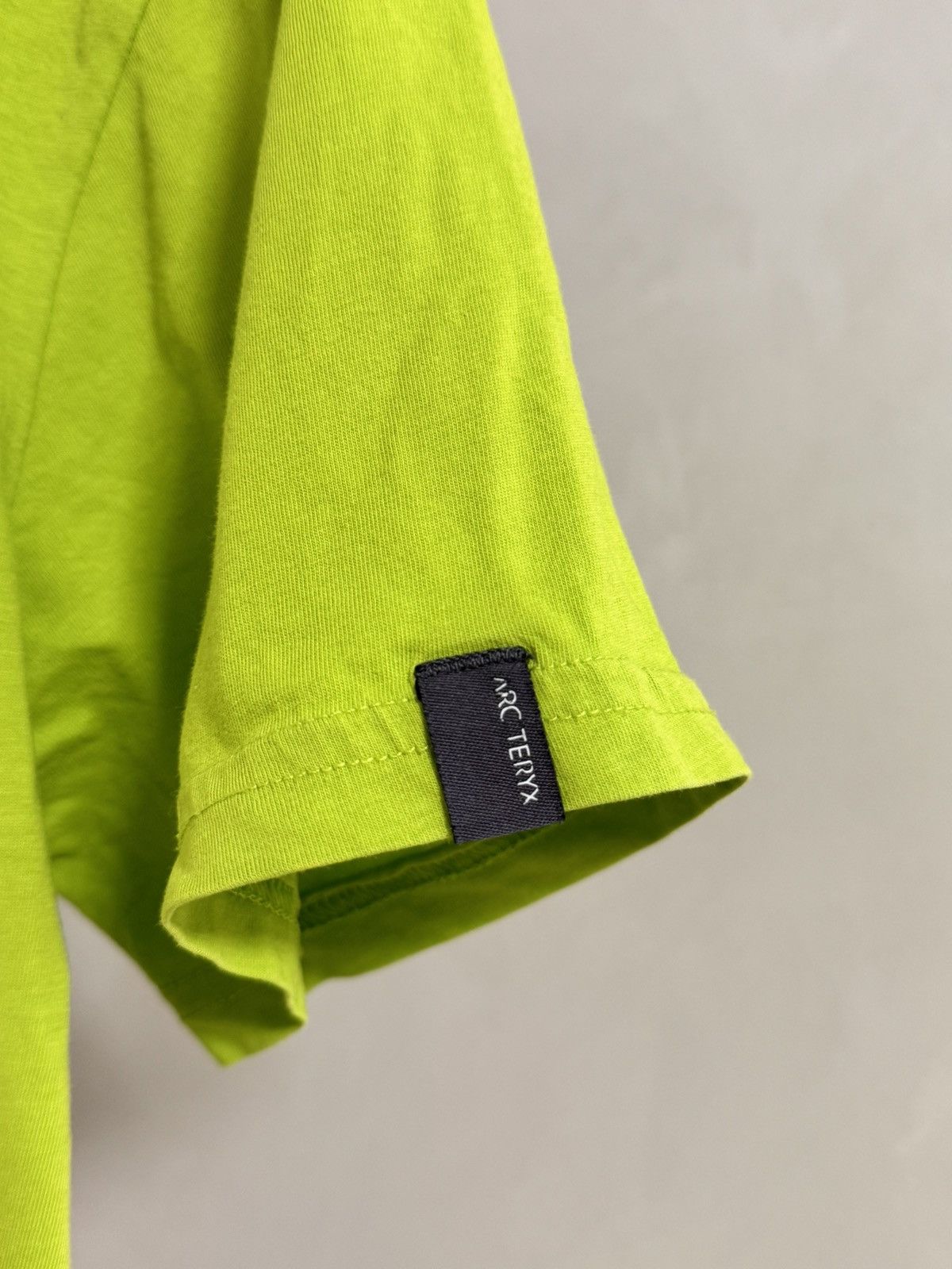 Arc'teryx × Vintage Vintage Arcteryx Hype Big Logo Streetwear T-shirt Atom Size US L / EU 52-54 / 3 - 6 Thumbnail