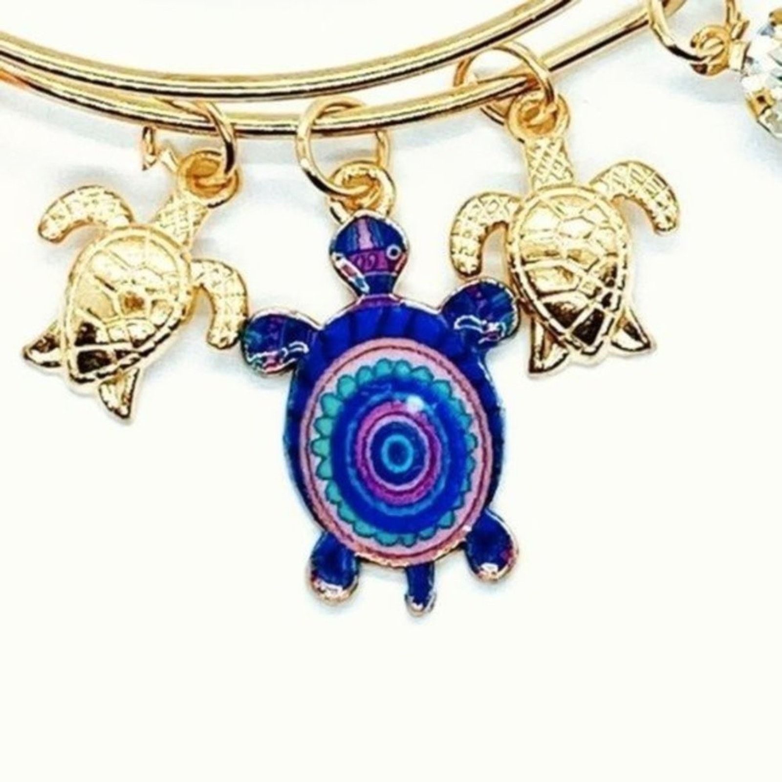 Other Beaded Sea Turtle Charm Colorful Bangle Bracelet Size ONE SIZE - 3 Thumbnail