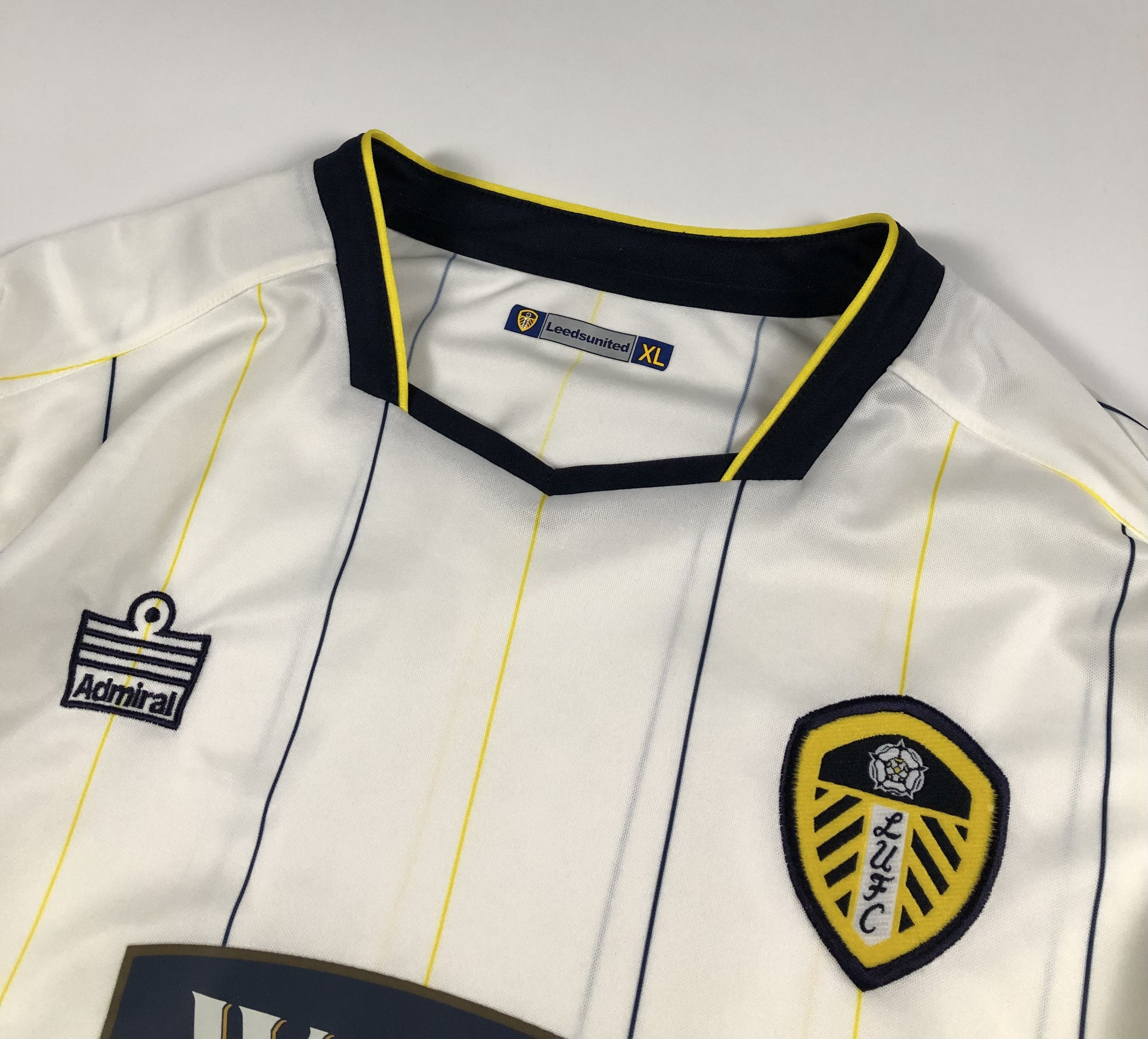 Other Admiral Leeds United 2005-2006 Soccer Jersey Size US XL / EU 56 / 4 - 3 Thumbnail
