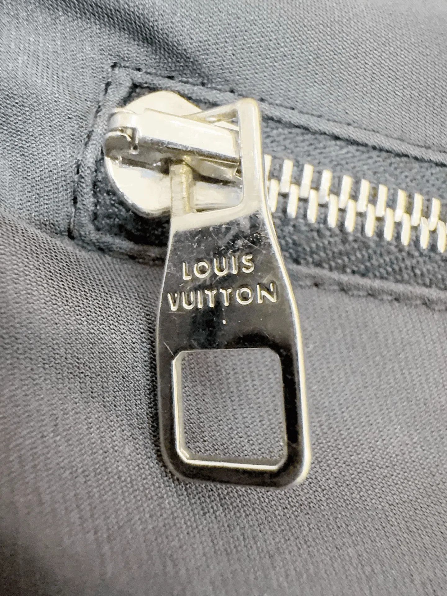 Louis Vuitton Louis Vuitton Gray Coat. Size US S / EU 44-46 / 1 - 3 Thumbnail
