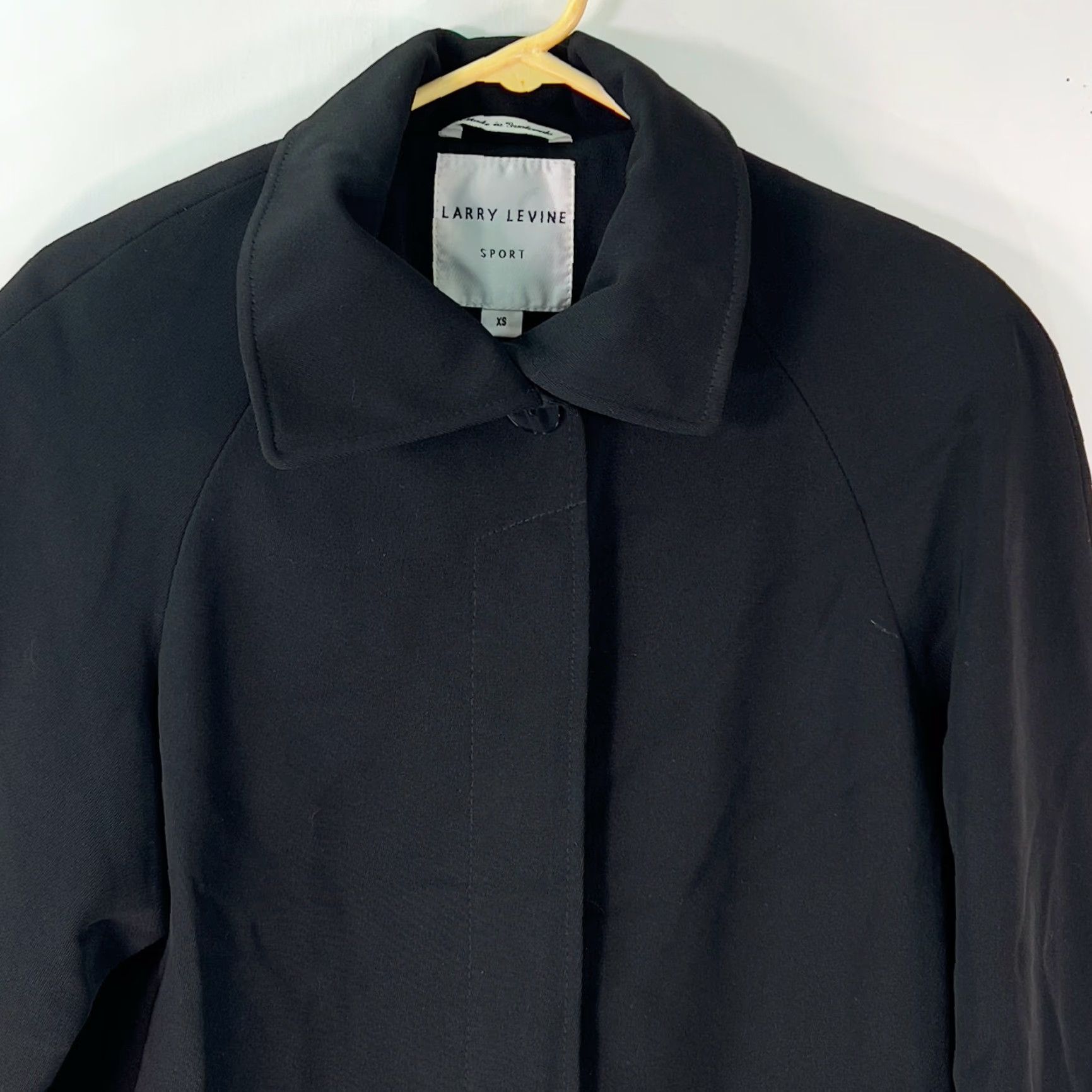 Vintage Larry Levine Sport Womens Overcoat Black XS Coat Long Sleeve 34" Length Button Pattern Solid 100% Polyester Winter Fall Casual Womens Size XS / US 0-2 / IT 36-38 - 3 Thumbnail