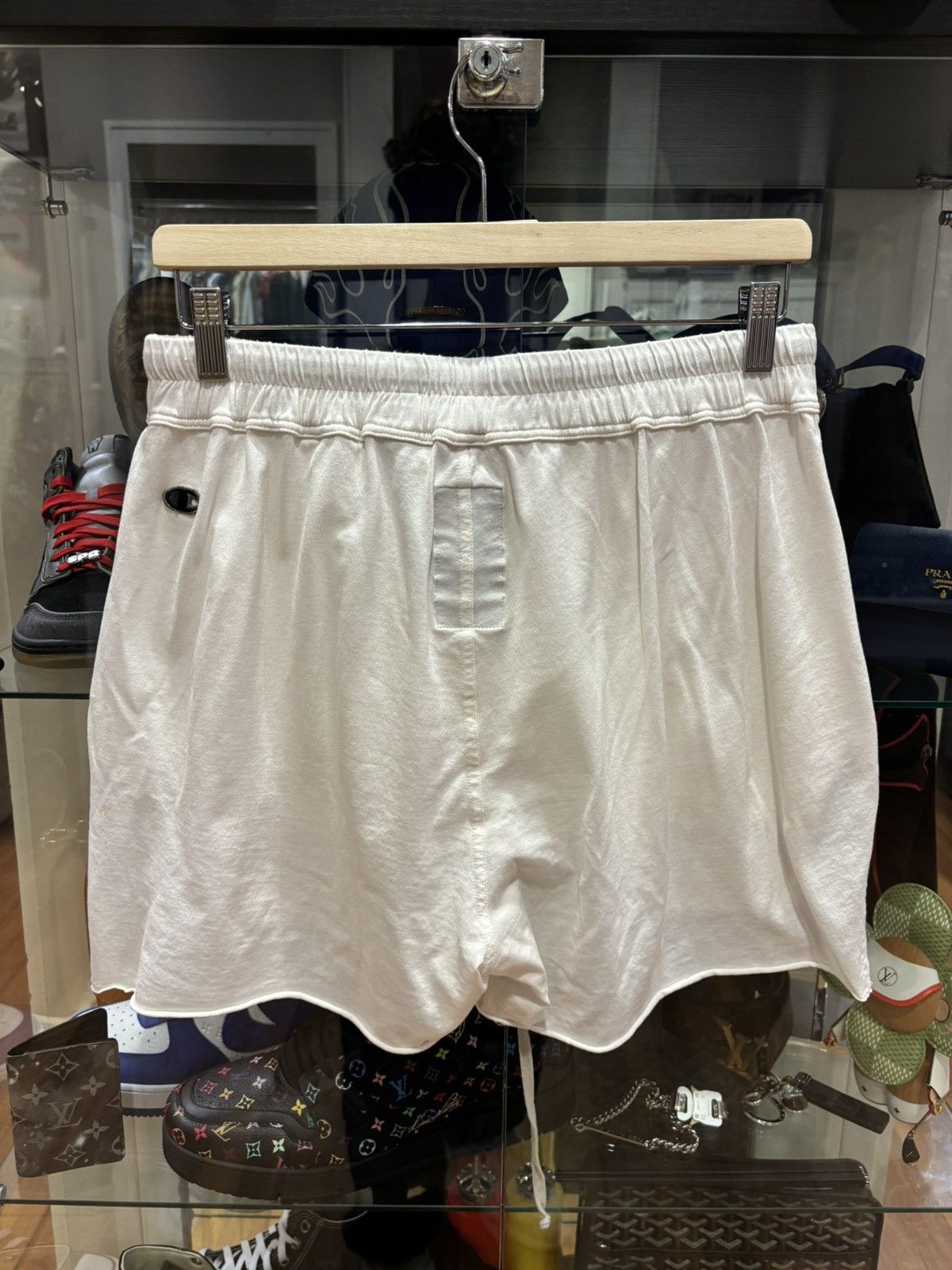 Champion × Rick Owens Rick Owens X Champion Dolphin Shorts Size US 32 / EU 48 - 2 Thumbnail