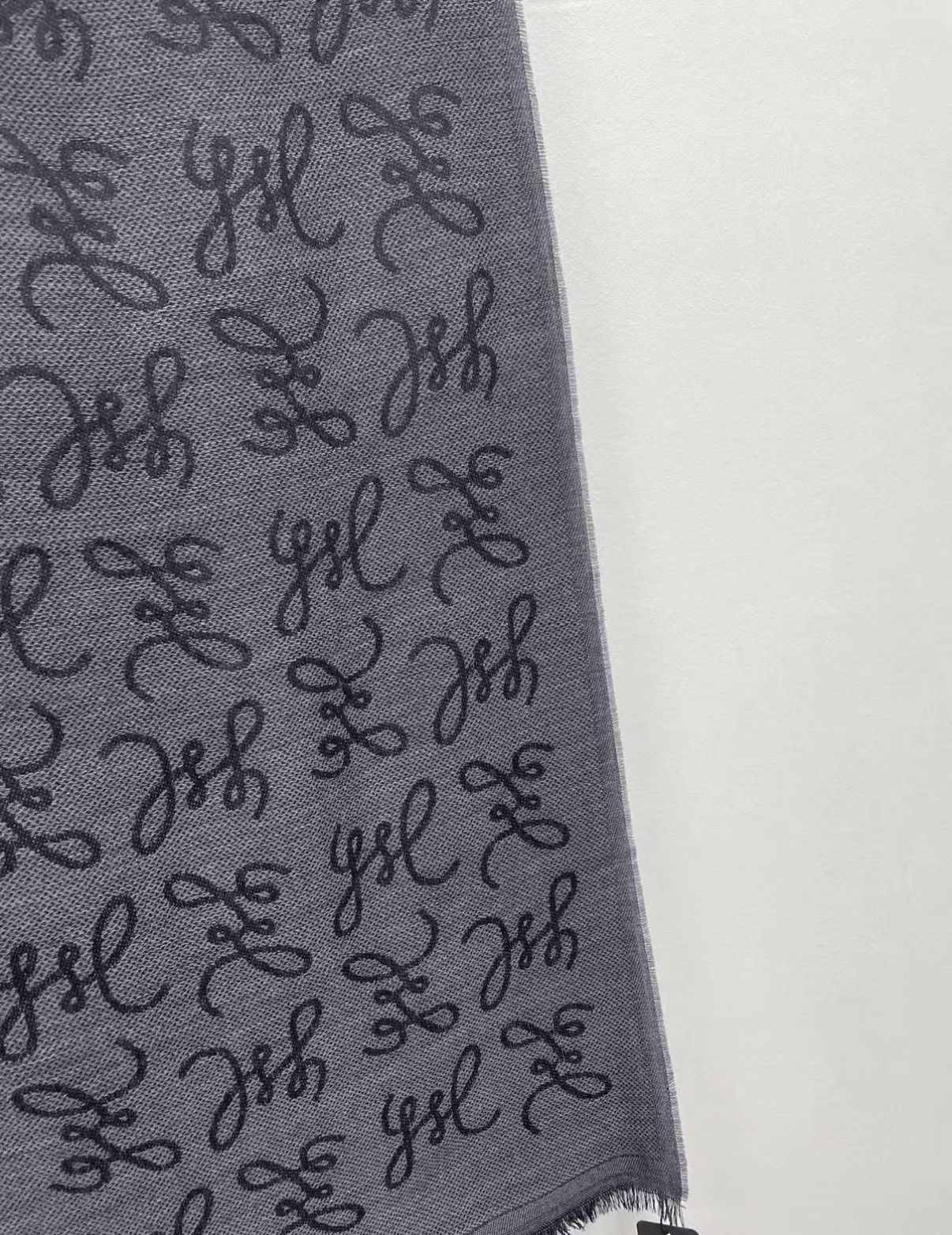 Saint Laurent Paris SAINT LAURENT 100% Wool Scarf J30 Size ONE SIZE - 3 Thumbnail