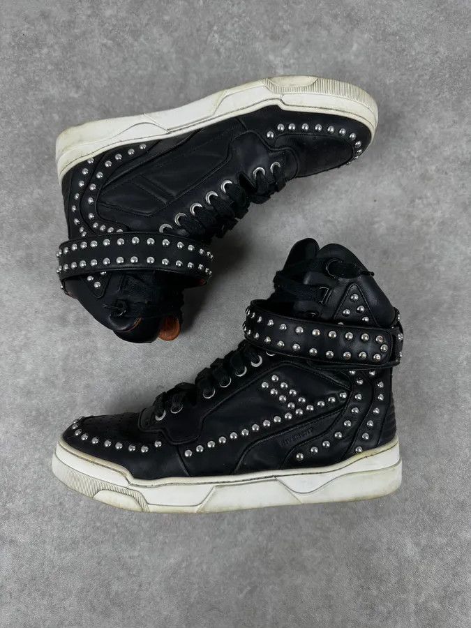 Givenchy 2010s Givenchy Black Studded Tyson Leather High Sneakers Size US 7 / IT 37 - 3 Thumbnail