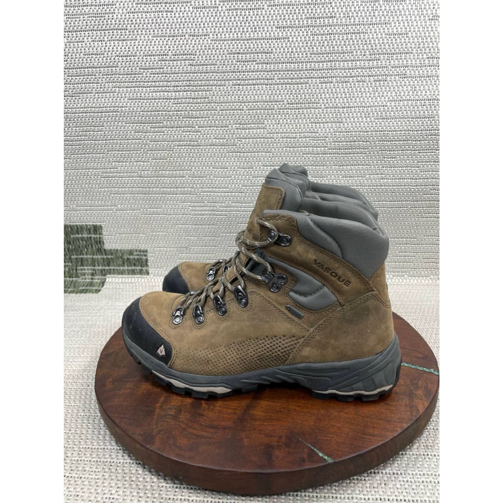 Vasque Vasque Boots Womens 10.5 M St. Elias Gore-Tex Brown Leather Waterproof Hiking Boots Size US 11 / IT 41 - 5 Thumbnail