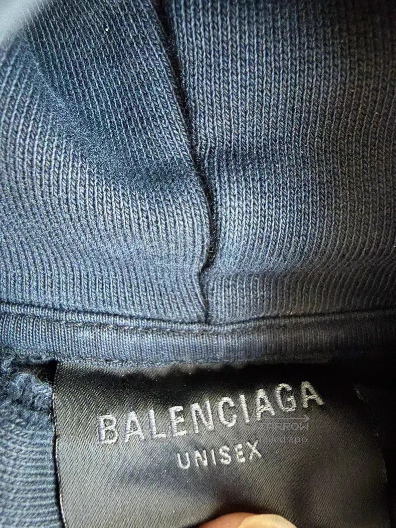 Balenciaga Balenciaga Distressed tape sweatshirt Size US L / EU 52-54 / 3 - 3 Thumbnail