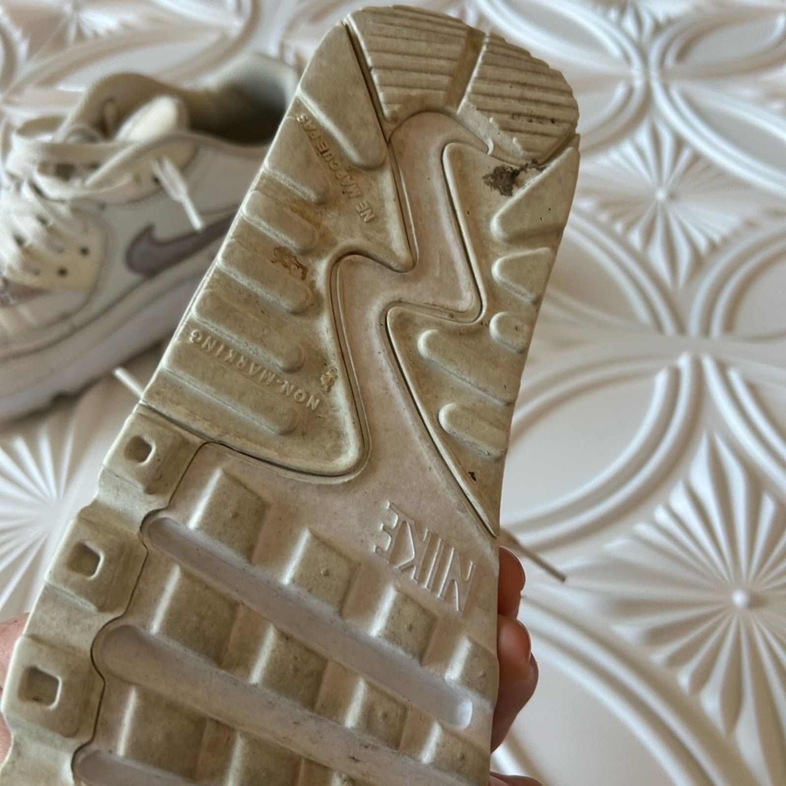 Nike Nike Tennis Shoes Size US 6 / EU 39 - 3 Thumbnail
