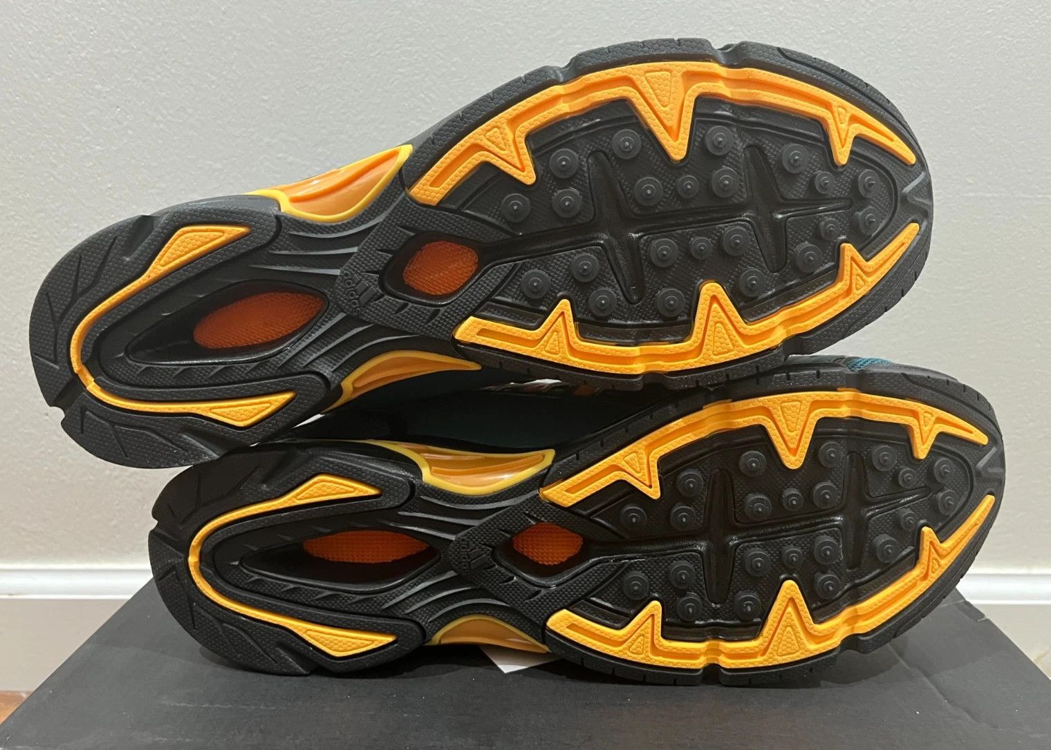 Adidas Temper Run 2 Size US 13 / EU 46 - 6 Thumbnail