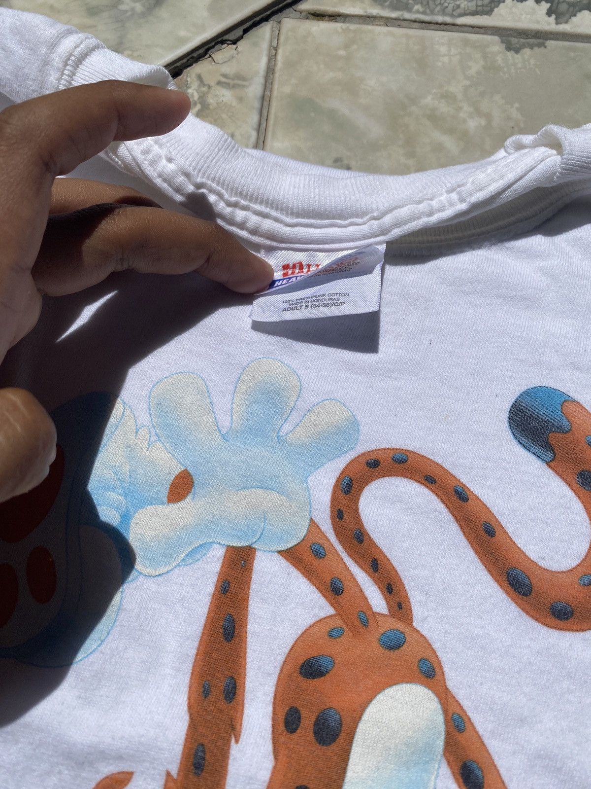 Other Vintage Chester Cheetah Graphic Tee White 90s Style Size US S / EU 44-46 / 1 - 4 Thumbnail
