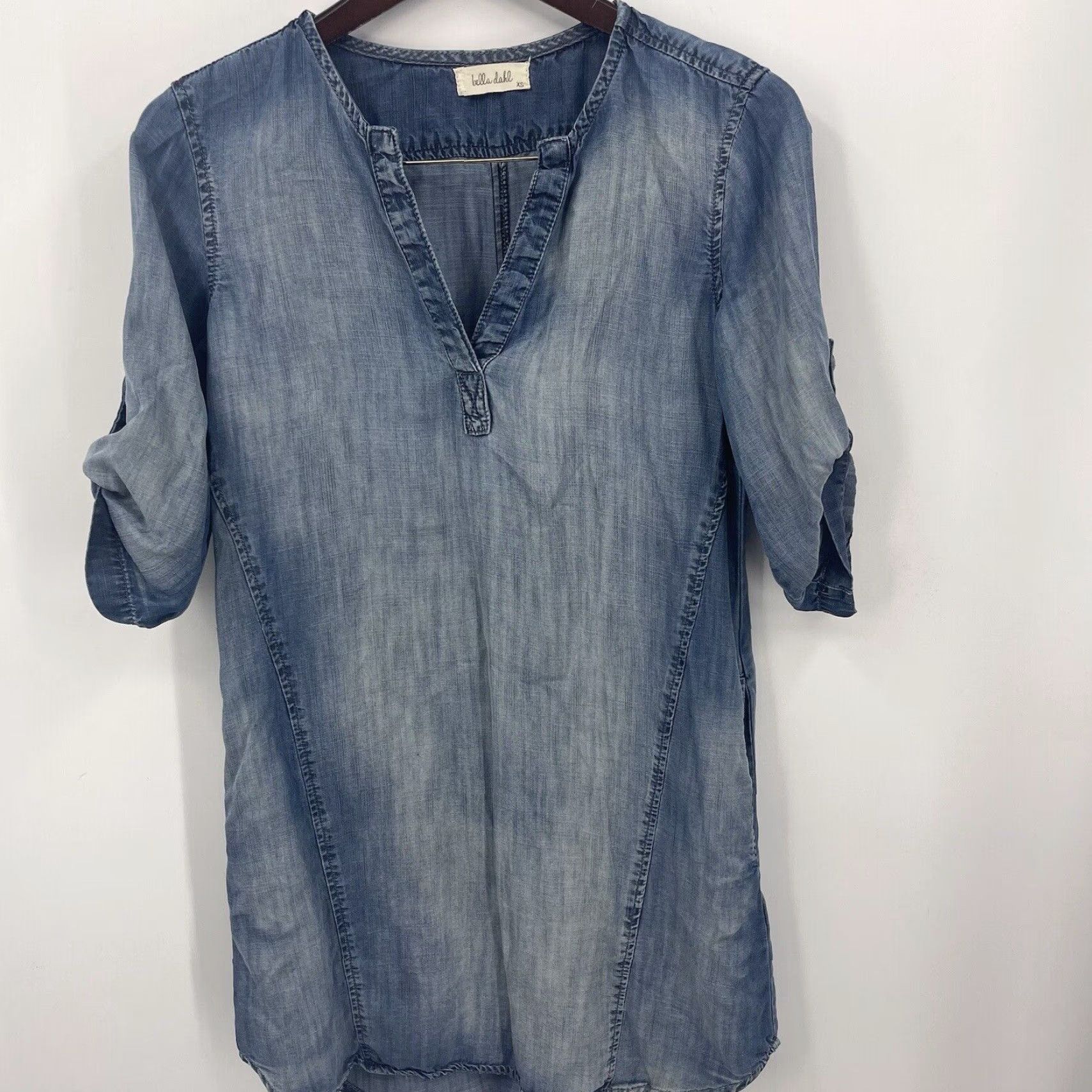 Bella Dahl Bella Dahl Shirt Dress Womens XS Blue Chambray Tencel Roll Tab Sleeve Short Bohemian, Classic, Casual Womens XS Shirt Dress Size XS / US 0-2 / IT 36-38 - 5 Thumbnail