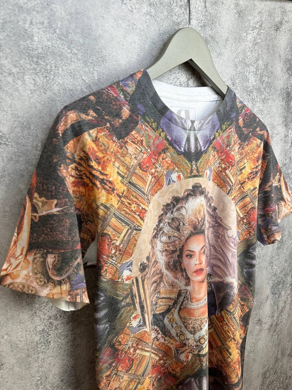 Beyonce Beyonce Renaissance Tour Baroque All Over Print T-Shirt Size US M / EU 48-50 / 2 - 3 Thumbnail