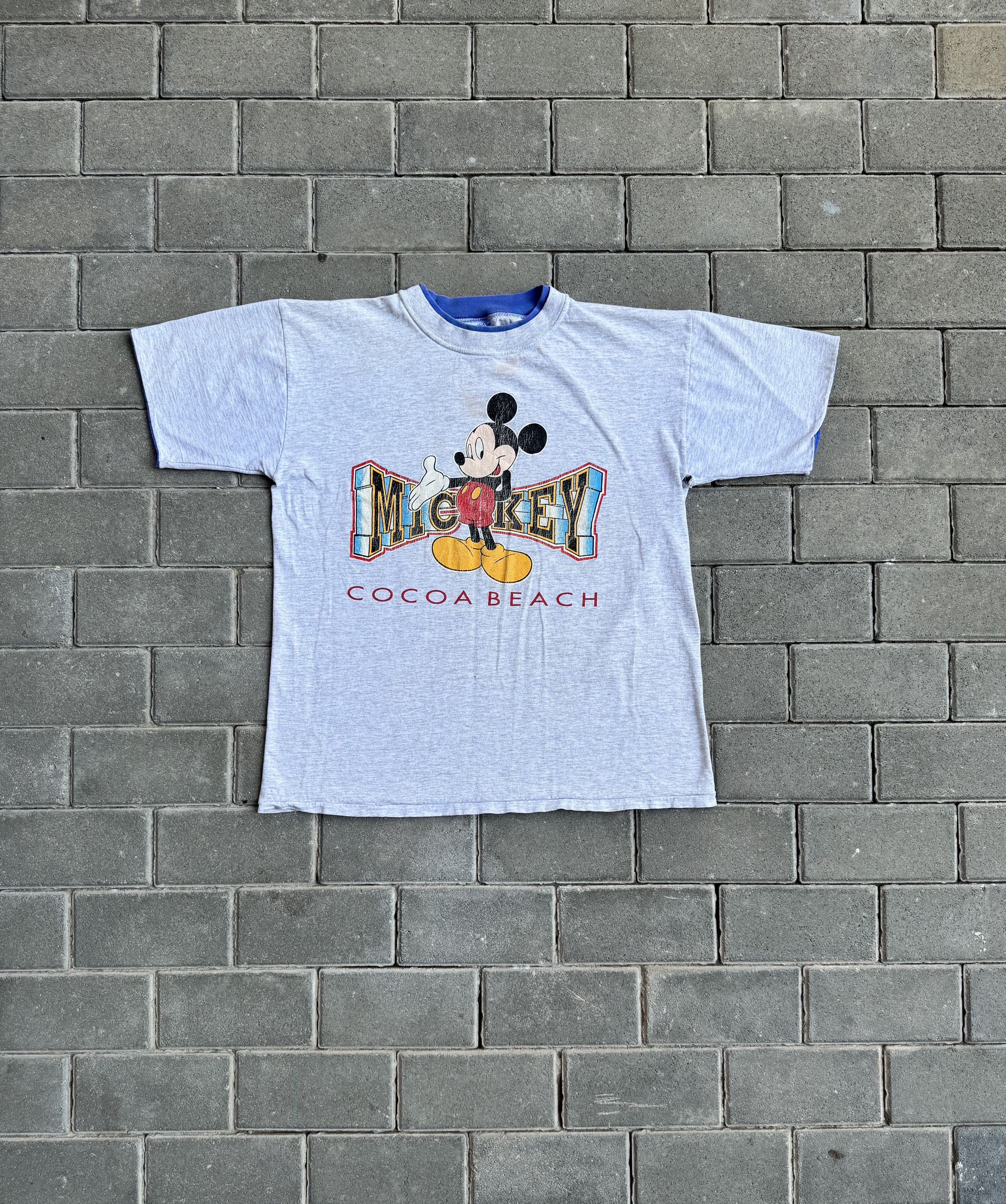 Disney Vintage 90's Mickey Mouse Cocoa Beach T-shirt Size US L / EU 52-54 / 3 - 1 Thumbnail