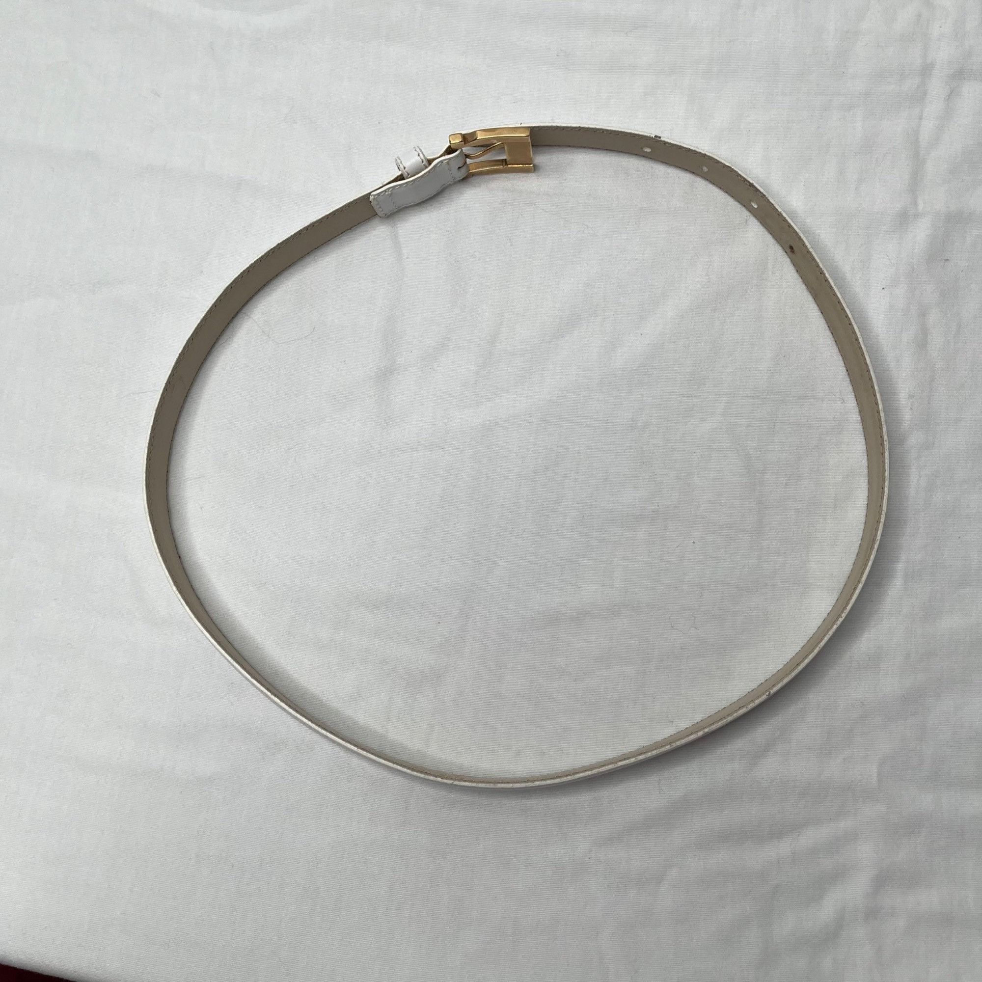 Salvatore Ferragamo Salvatore Ferragamo White Leather Belt Gold Hardware Size 70 Size ONE SIZE - 7 Thumbnail