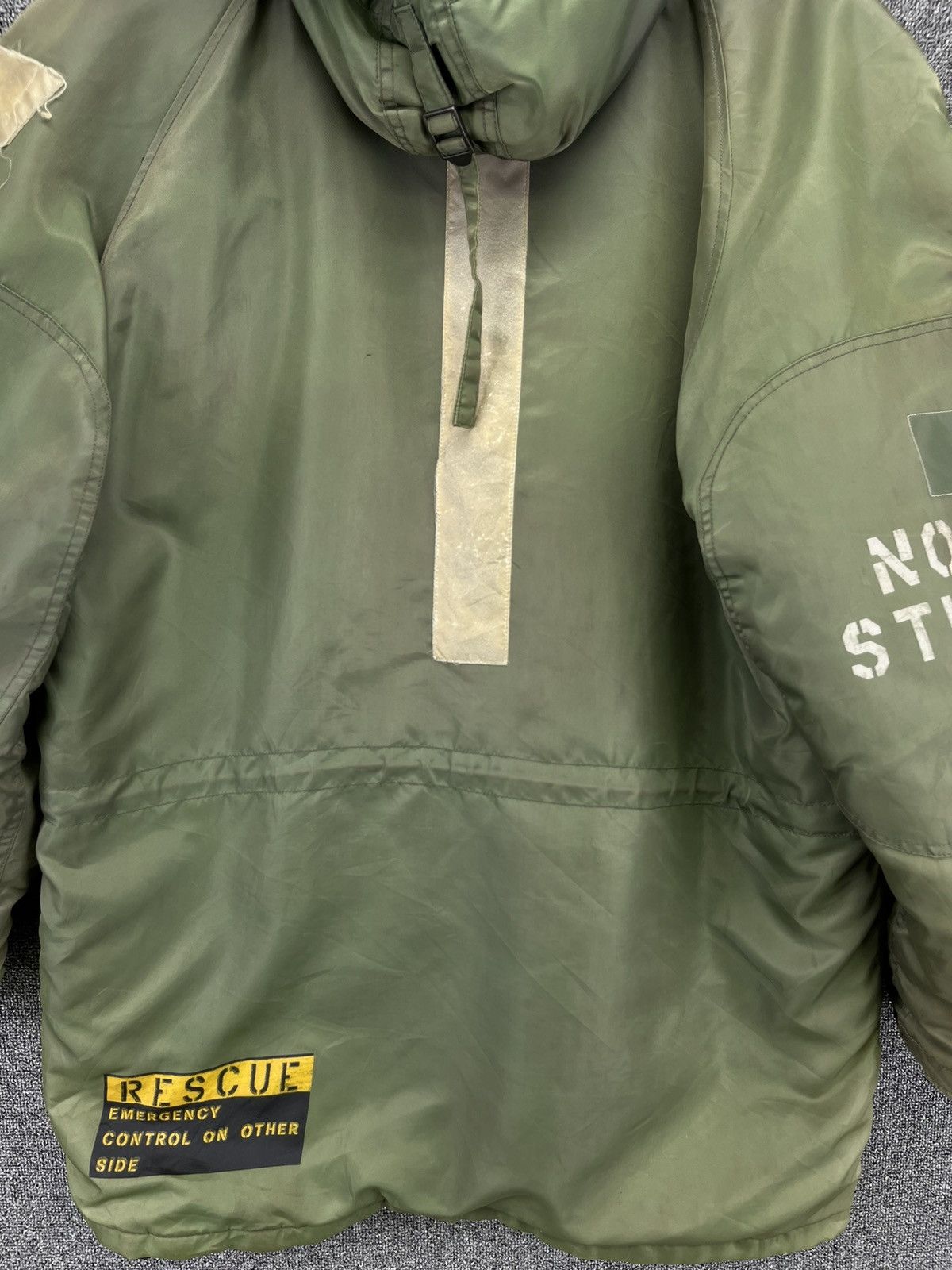 Avirex Vintage Avirex Rescue Fur Hoodie Parkas BomberJacket Size US L / EU 52-54 / 3 - 16 Thumbnail