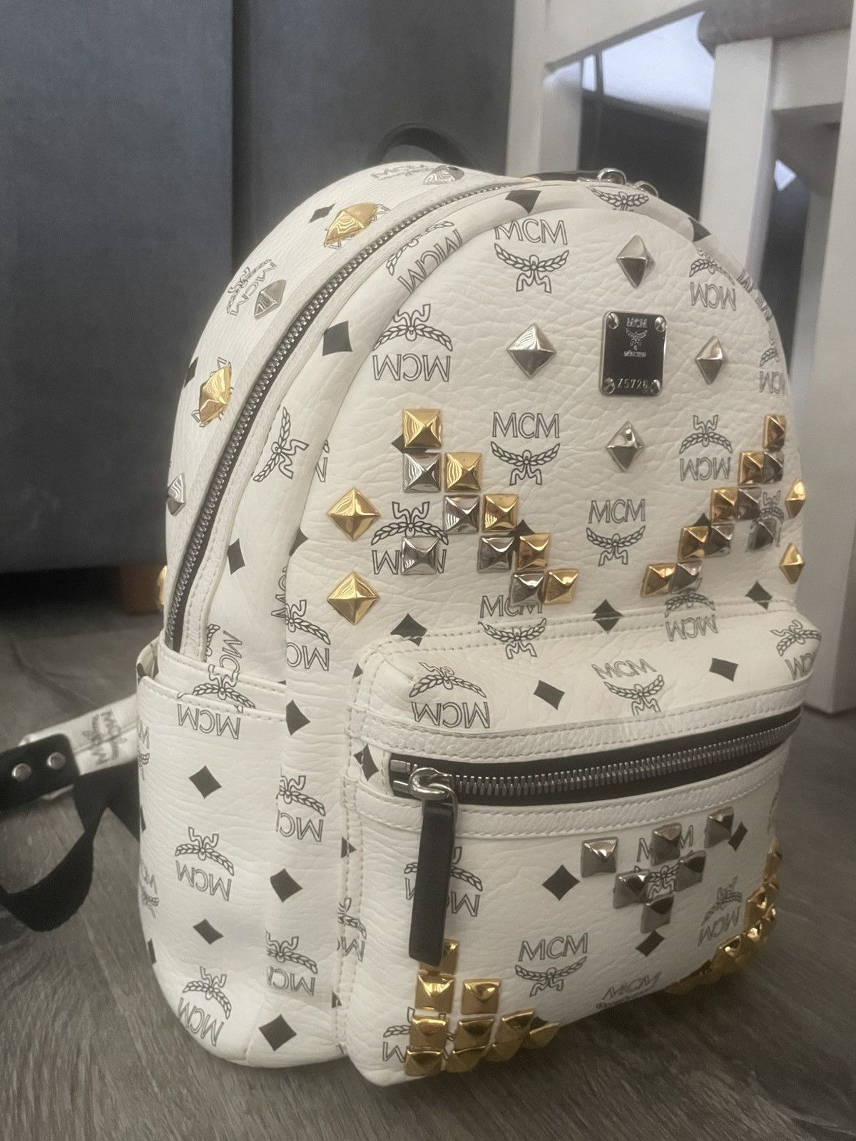 MCM MCM Backpack Stark M Studs Size ONE SIZE - 3 Thumbnail
