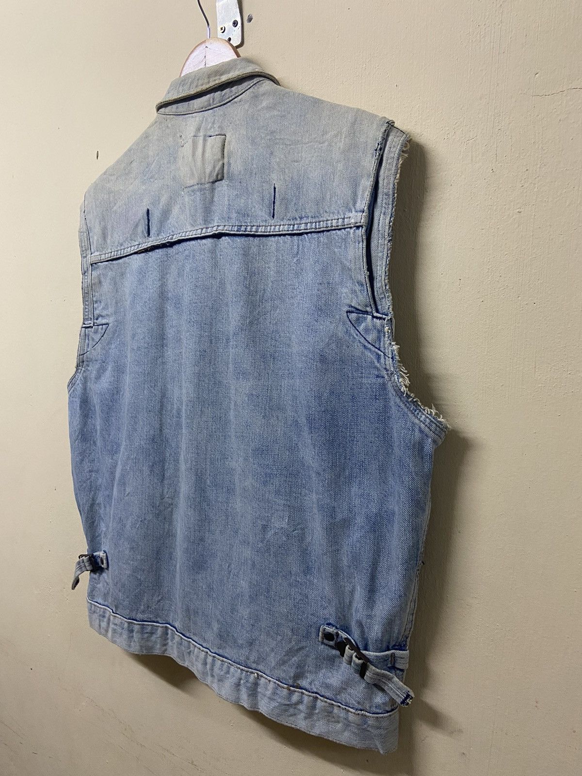 Vintage × Wrangler Vintage Wranglers Distressed Denim Jacket Size US L / EU 52-54 / 3 - 11 Thumbnail