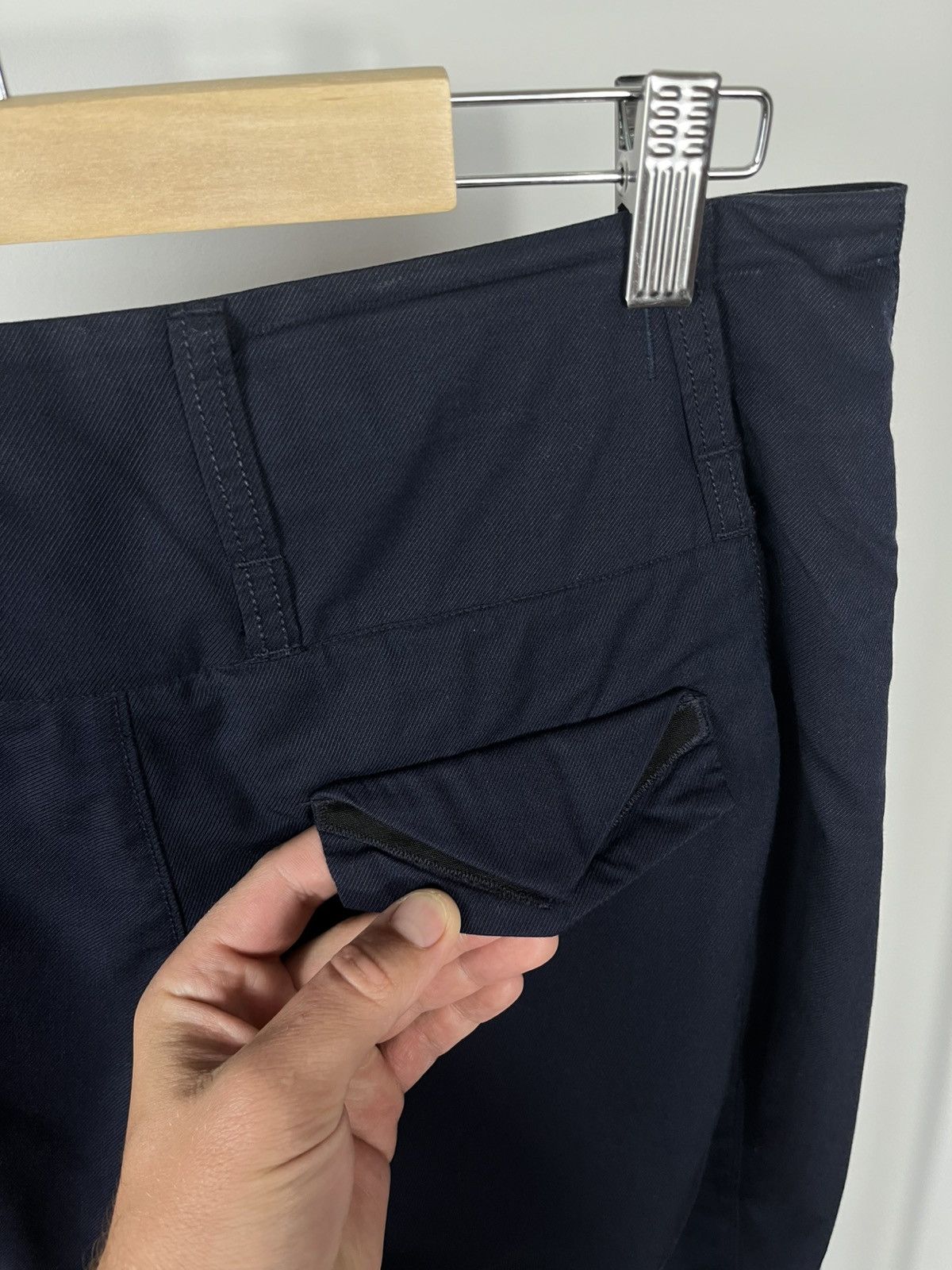 Marithe + Francois Girbaud Marithe Francois Girbaud Silk Blend Pants Asym Button Sz 26 Size 27" / US 4 / IT 40 - 9 Thumbnail