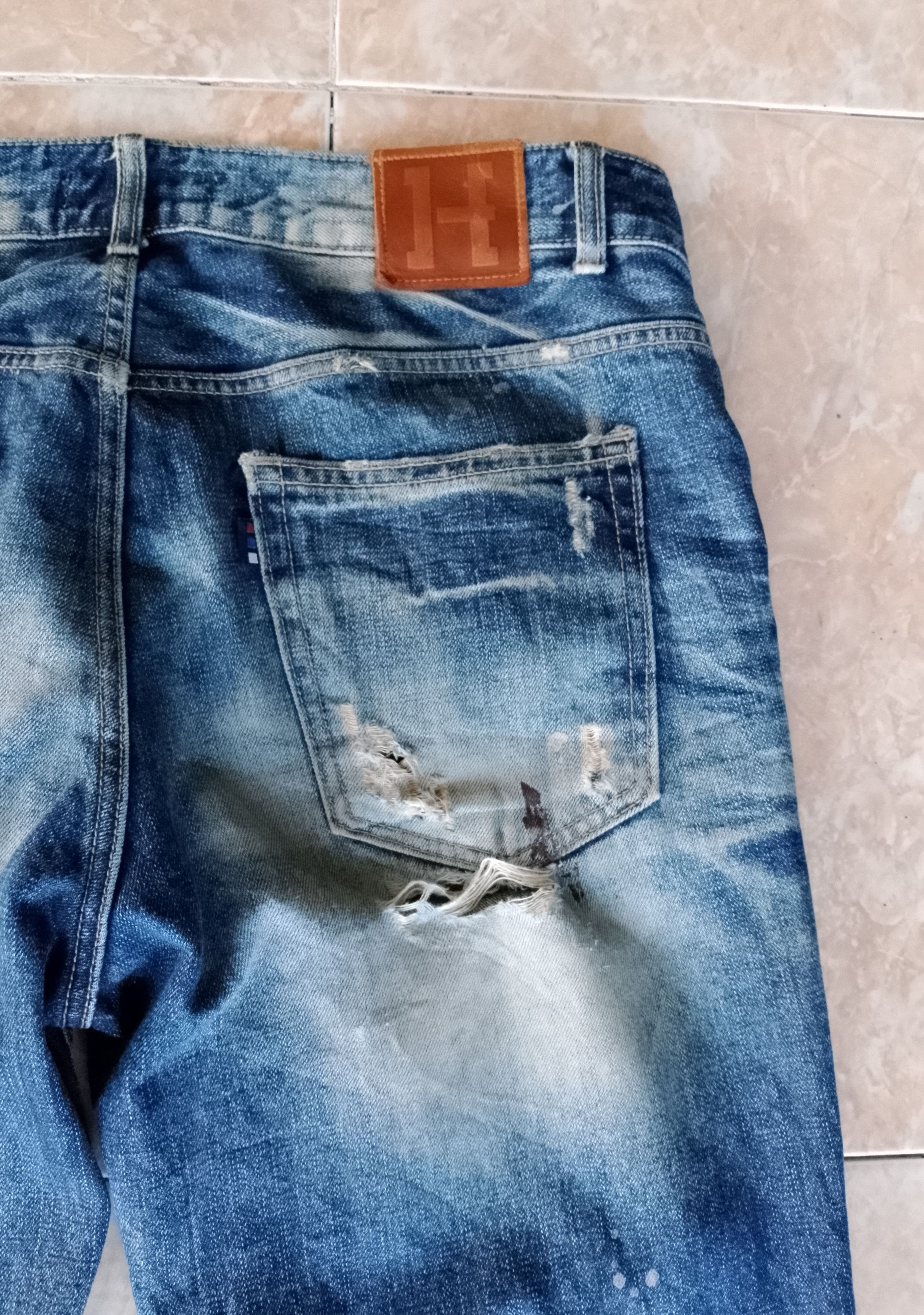 If Six Was Nine H by Figer Boot Cut Distressed Denim Size US 36 / EU 52 - 13 Thumbnail