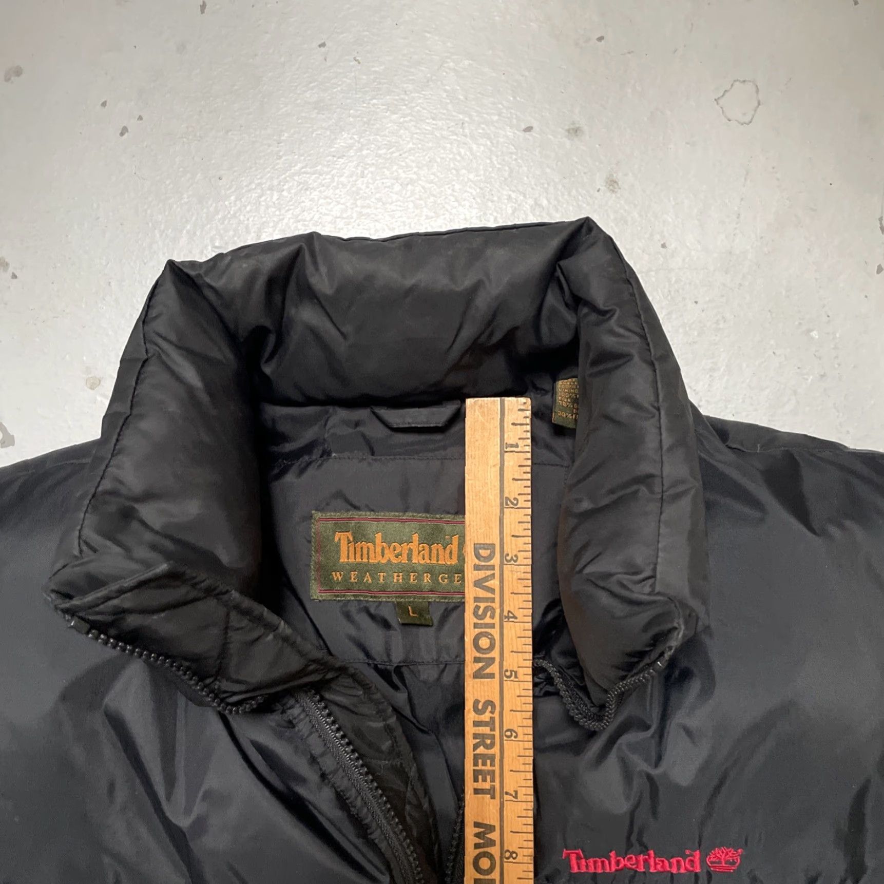 Timberland VINTAGE Timberland Puffer Jacket Unisex Adults L Black Down 90s Streetwear Hip Hop City NYC Size US L / EU 52-54 / 3 - 5 Thumbnail