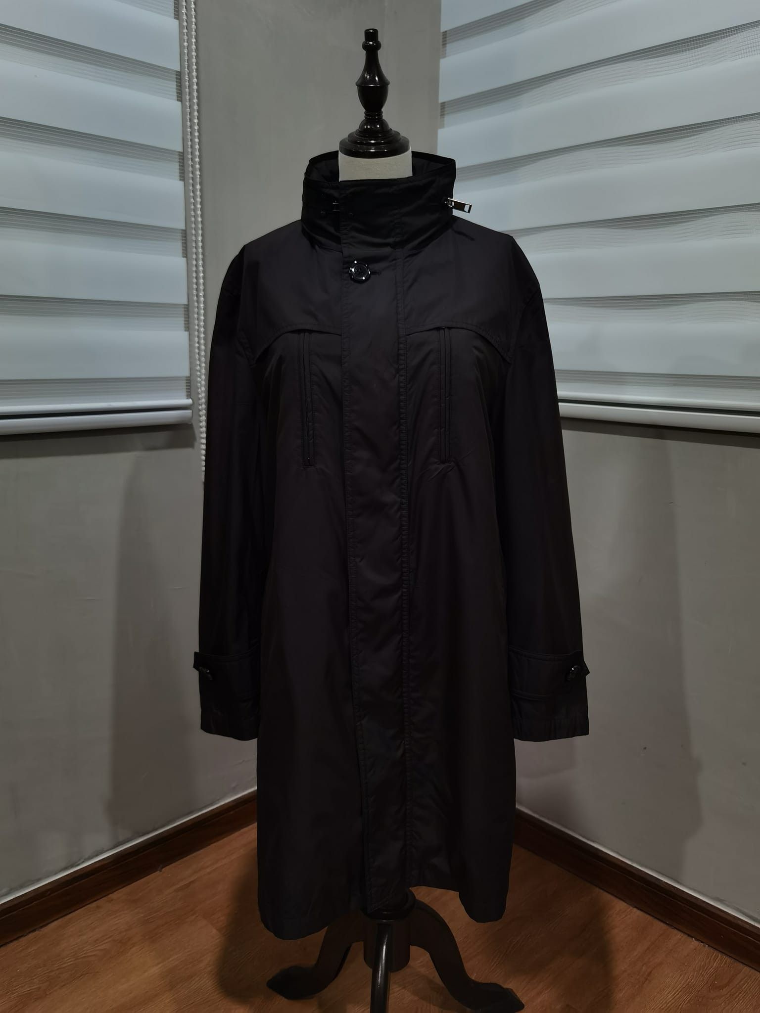 Burberry BURBERRY LONDON black parka M 2079 Size US M / EU 48-50 / 2 - 1 Thumbnail