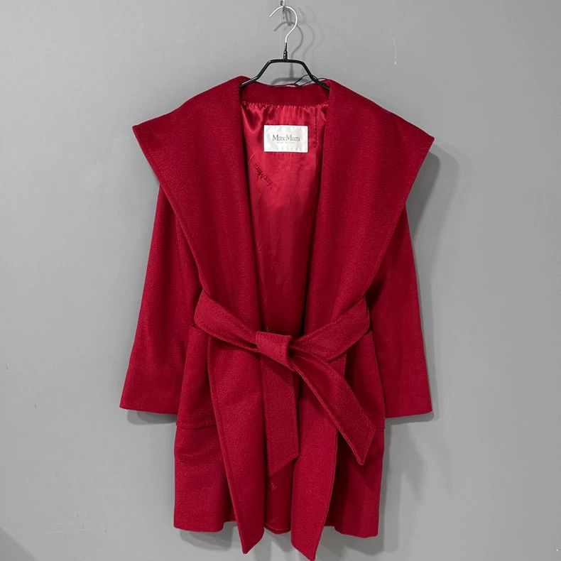 Max Mara Max Mara Railto red bathrobe coat Size M / US 6-8 / IT 42-44 - 1 Thumbnail