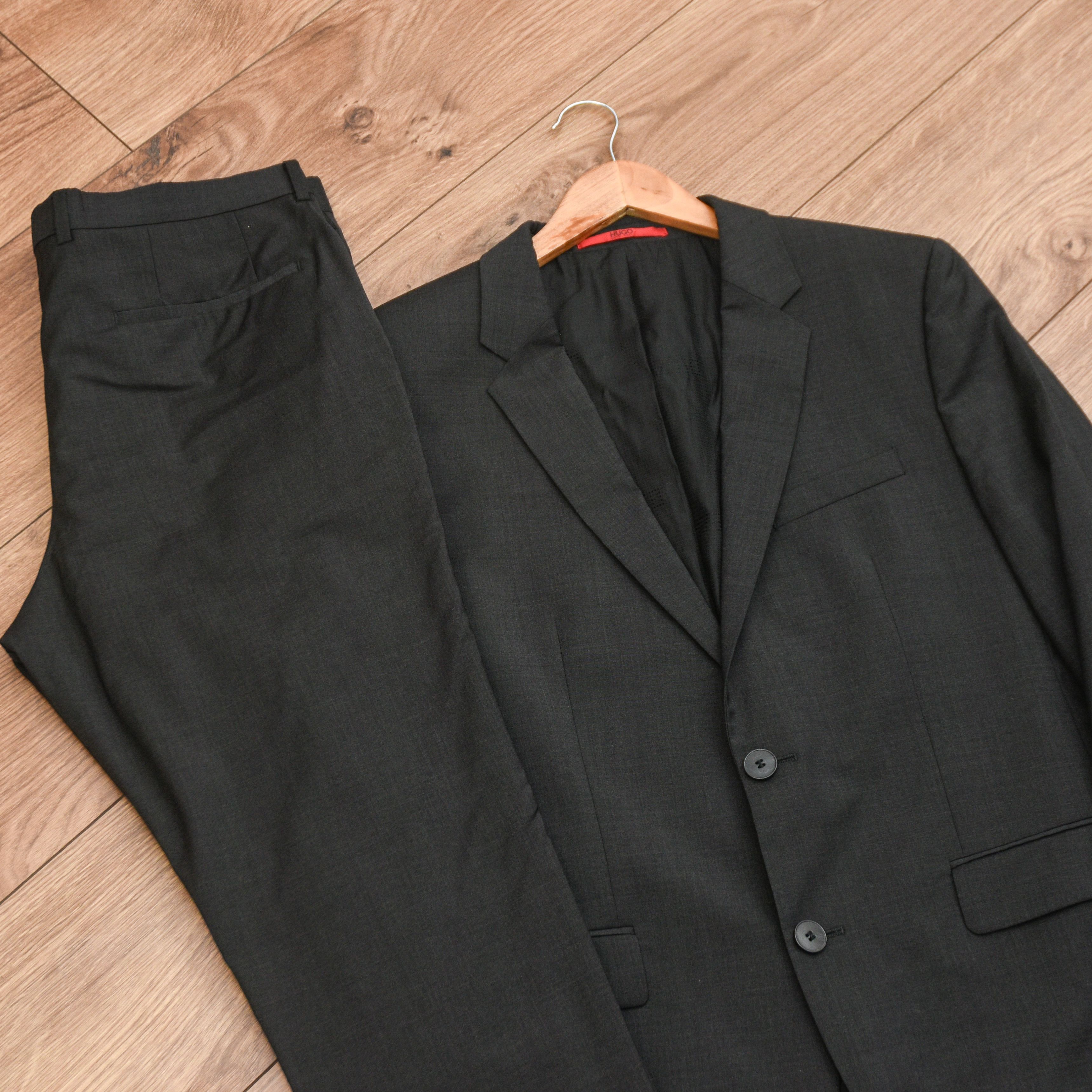 Hugo Boss Hugo Boss Business Suit Grey Black Sz 40R Virgin Wool Size 40R - 10 Thumbnail