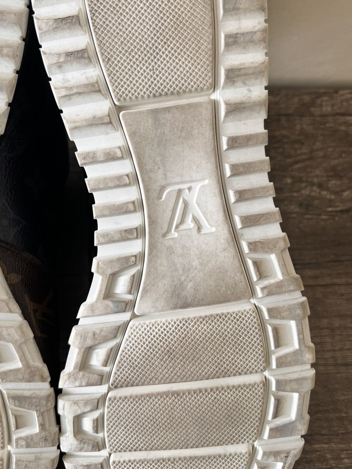 Louis Vuitton LOUIS VUITTON RUN AWAY TRIPLE MONOGRAM SNEAKERS Size US 12 / EU 45 - 14 Thumbnail