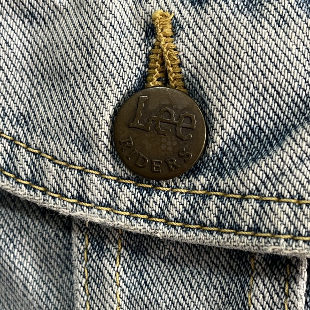 Lee Vintage 1980s Lee Storm Left Hand Denim Trucker Jacket 🇯🇵 Size US M / EU 48-50 / 2 - 11 Thumbnail