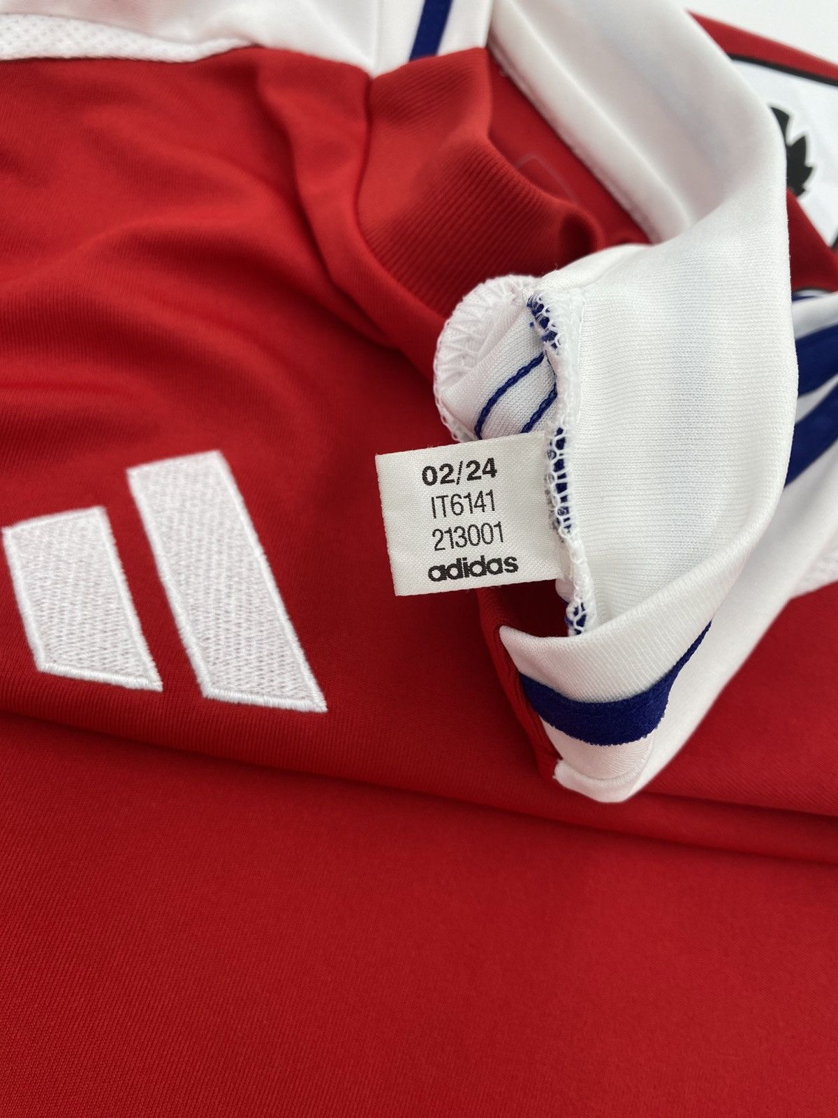 Adidas Arsenal Saka 2024 25 home Premier League jersey Size US L / EU 52-54 / 3 - 9 Thumbnail
