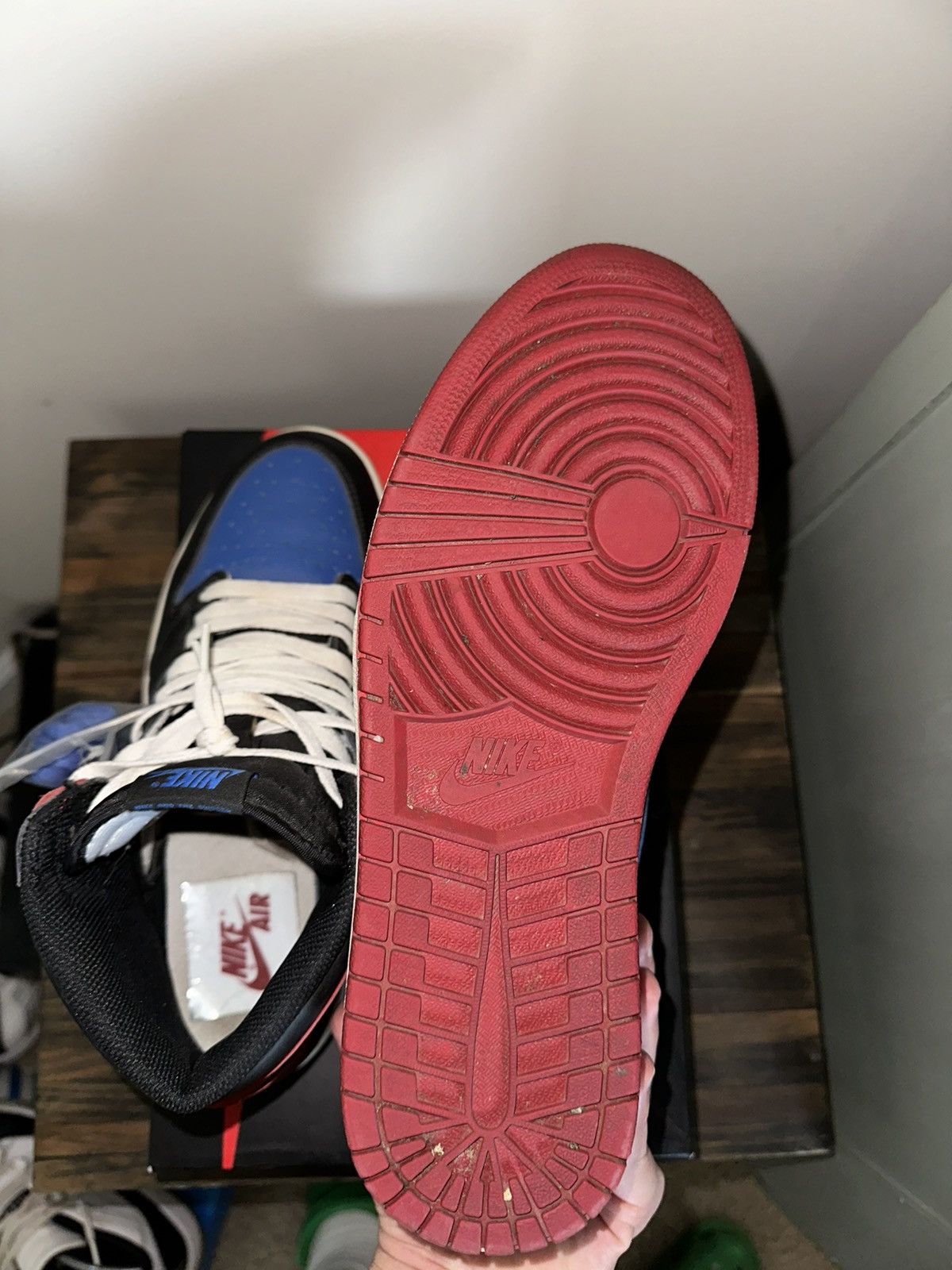 Jordan Brand Jordan 1 Retro Top 3 Size US 10.5 / EU 43-44 - 8 Thumbnail