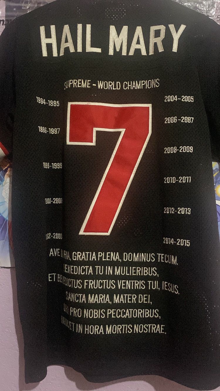 Supreme Supreme jersey hail mary Size US M / EU 48-50 / 2 - 6 Thumbnail