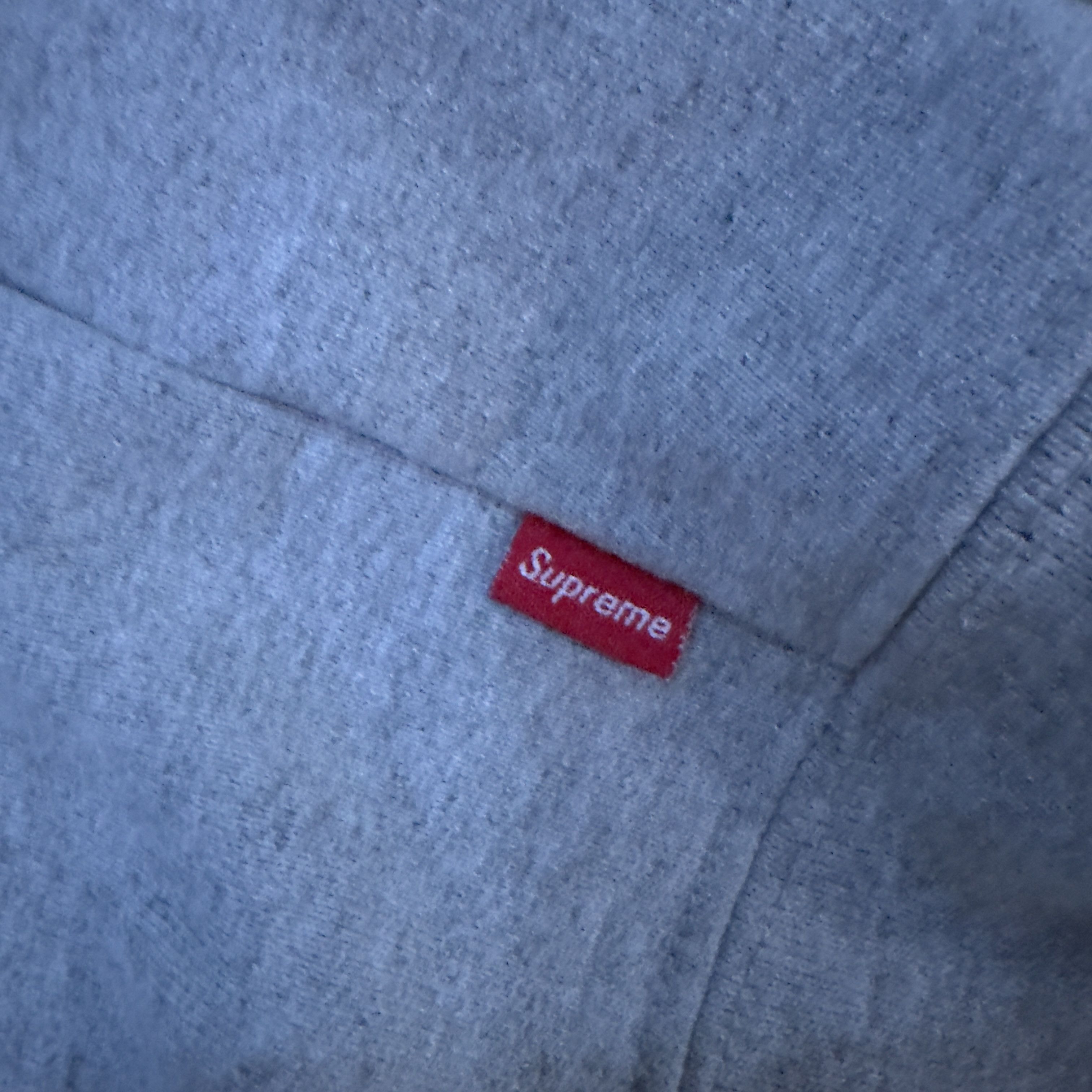 Supreme Supreme Split Hood Zip-Up Grey size Large Size US L / EU 52-54 / 3 - 7 Thumbnail