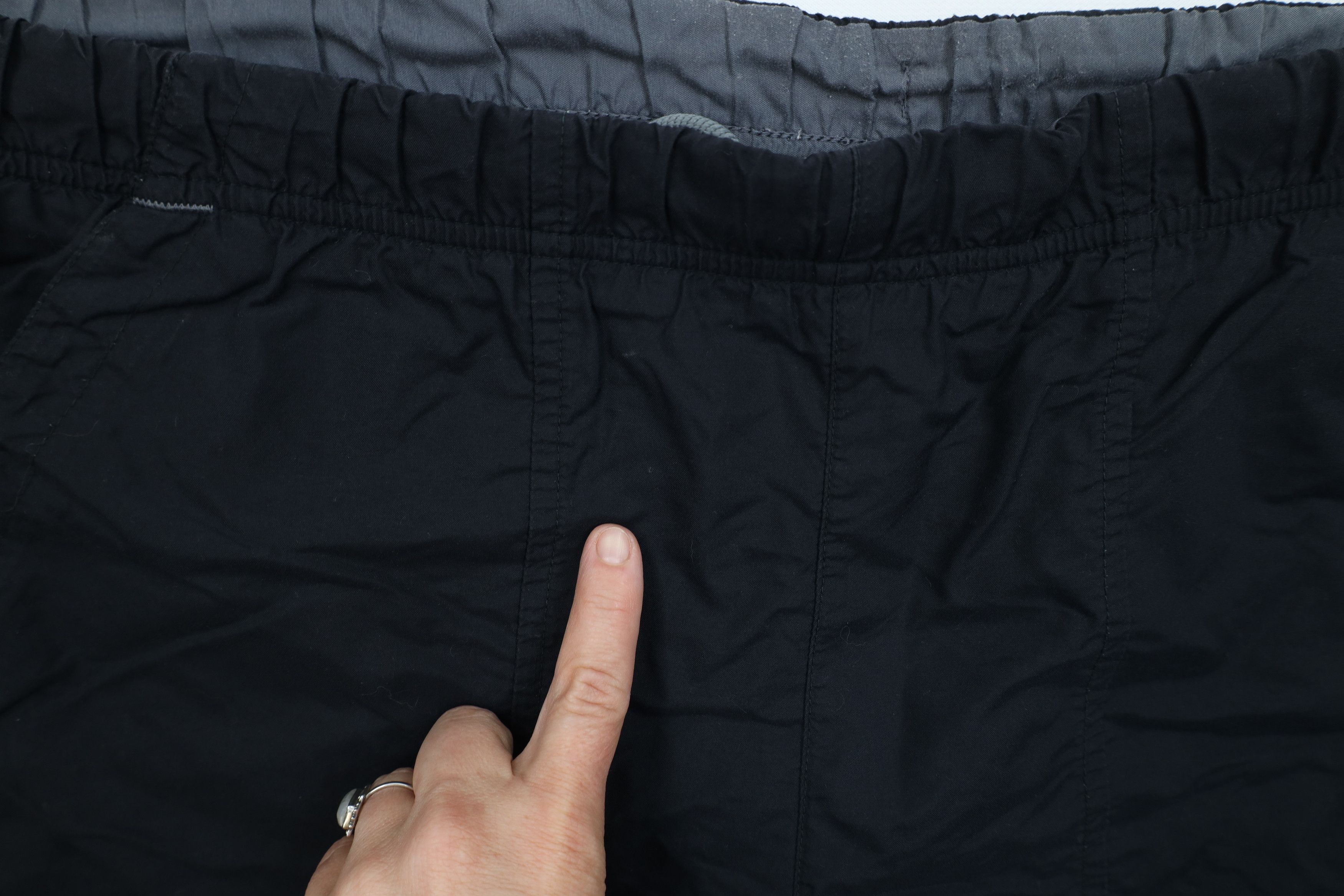 Nike Vintage 90s Y2K Nike Mini Swoosh Lined Utility Shorts Black Size US 36 / EU 52 - 6 Thumbnail