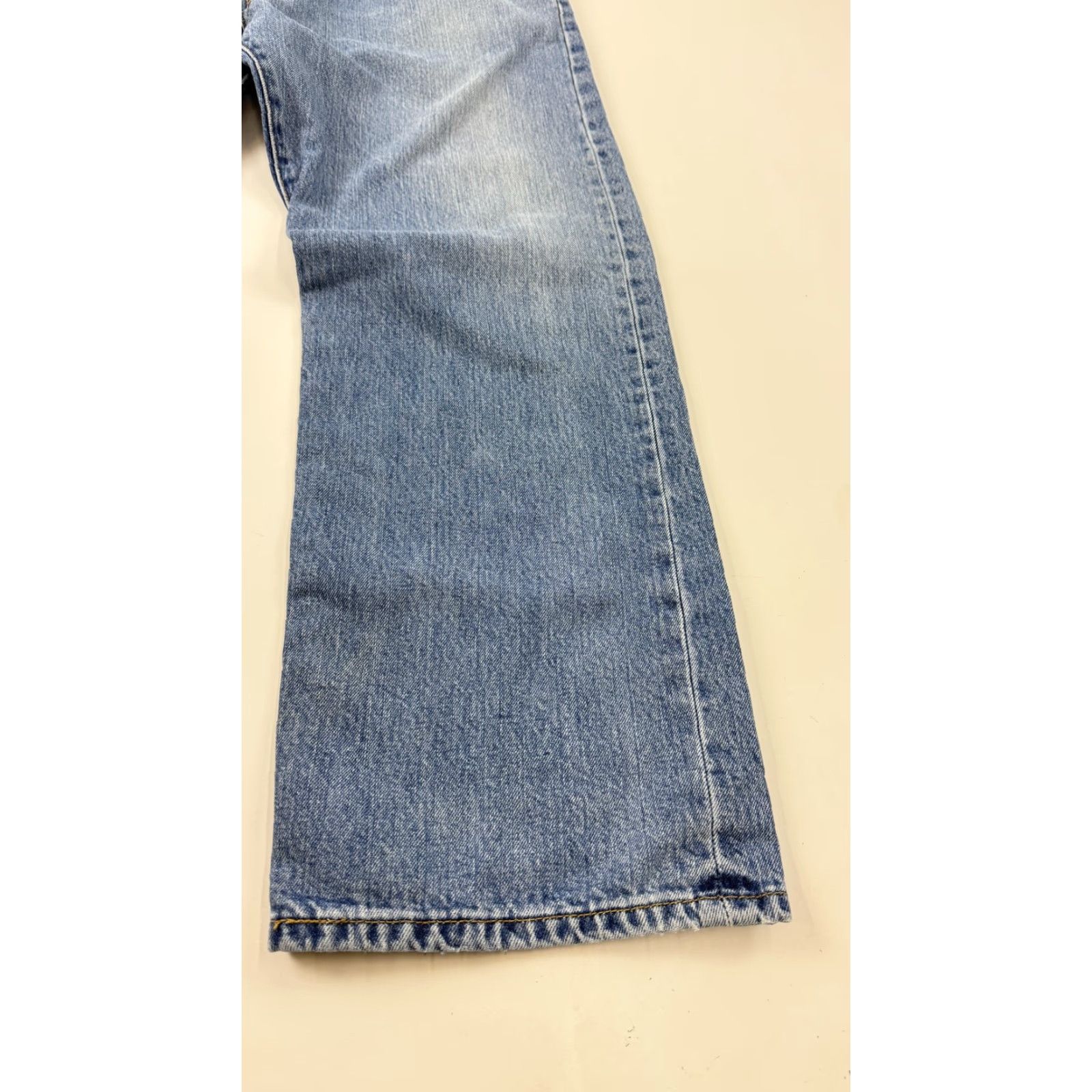 Levi's VINTAGE Levi's 501 Jeans Mens 40x30 Blue Button Fly Relaxed Straight Denim 100% Cotton Size US 39 - 3 Thumbnail