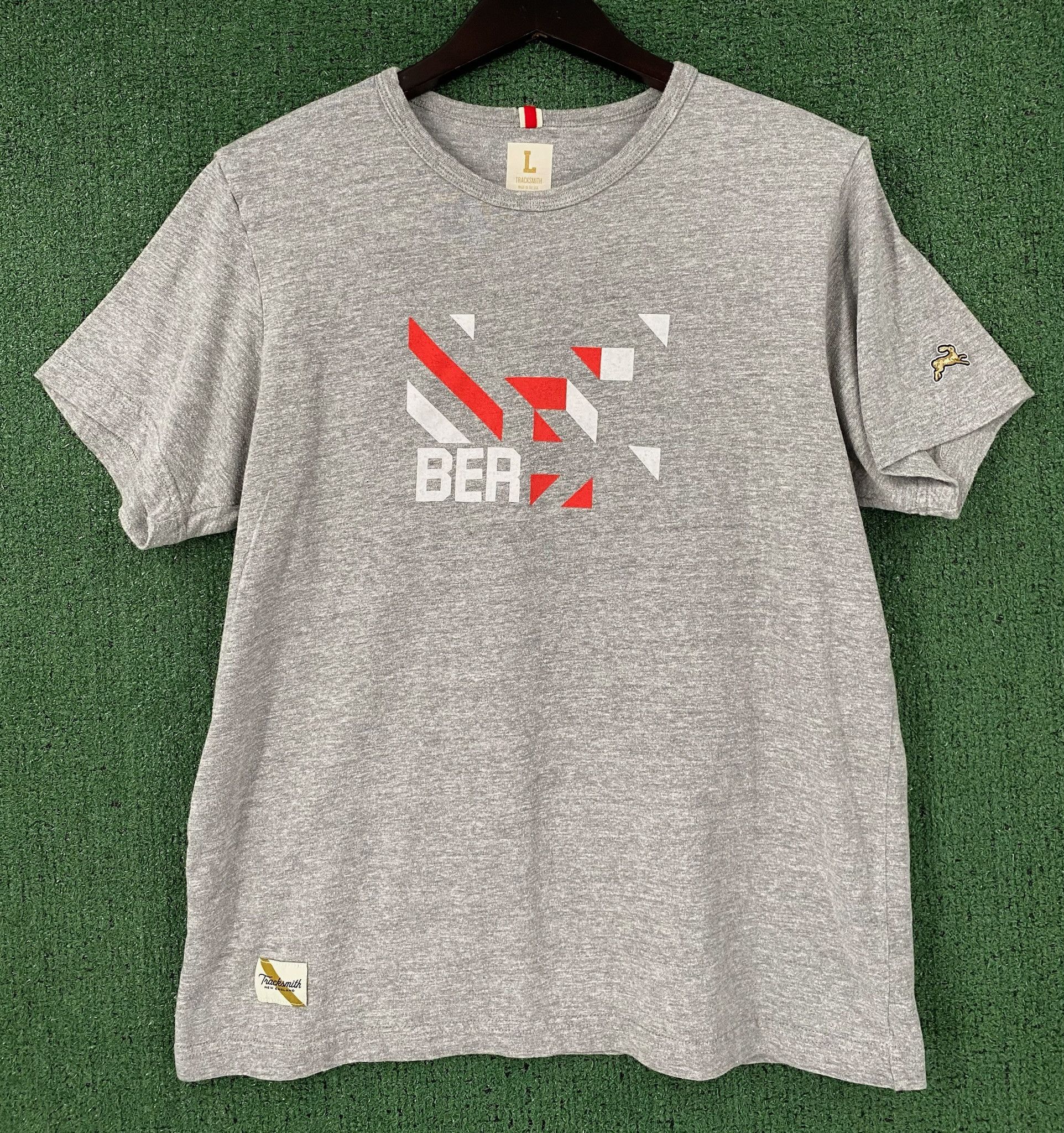Tracksmith New England Tracksmith Grayboy Berlin Germany Marathon T-Shirt Large Size US L / EU 52-54 / 3 - 1 Thumbnail
