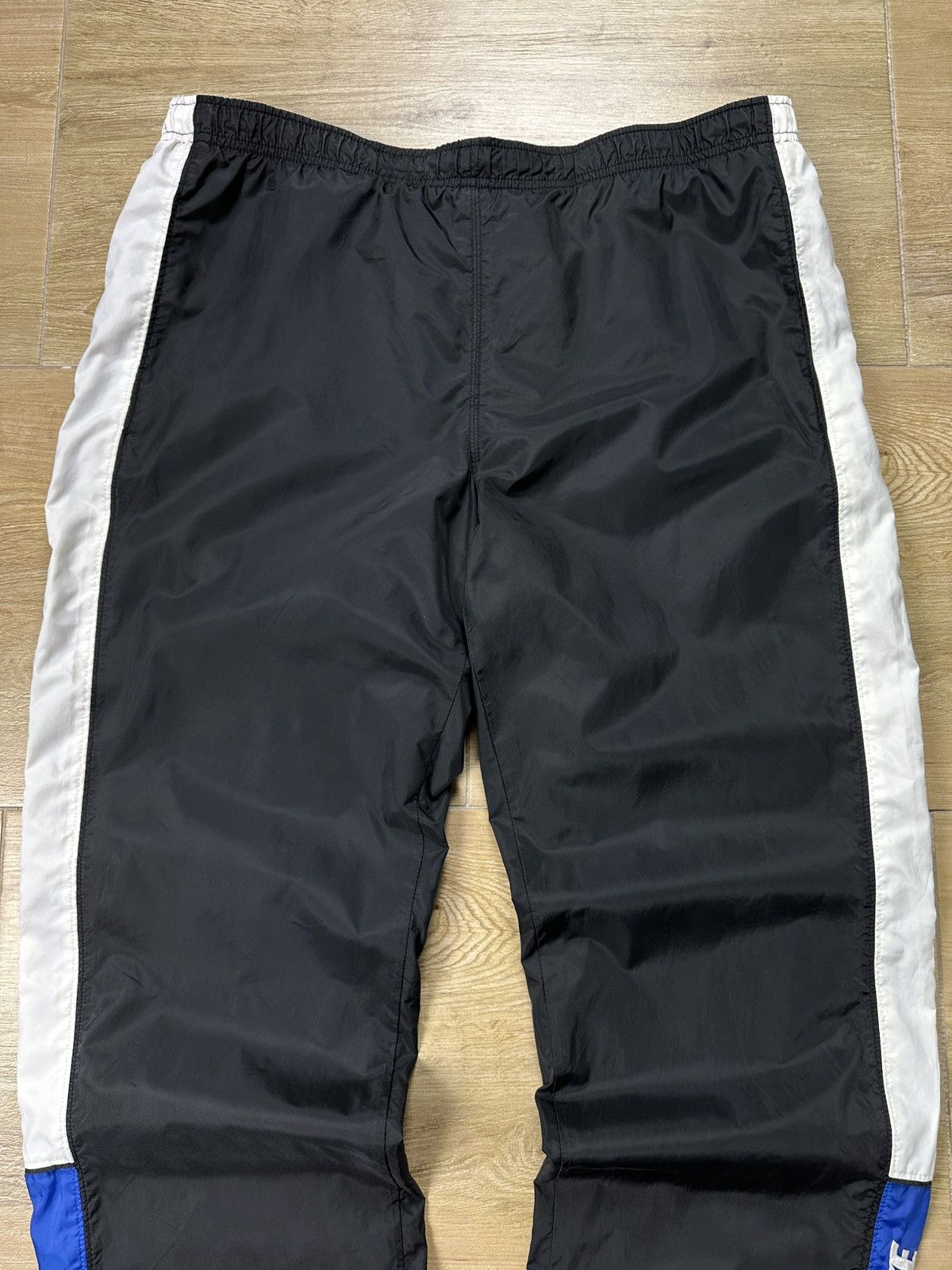 Nike × Vintage Vintage Y2K Nike Logo Nylon Track Pants Size US 34 / EU 50 - 3 Thumbnail