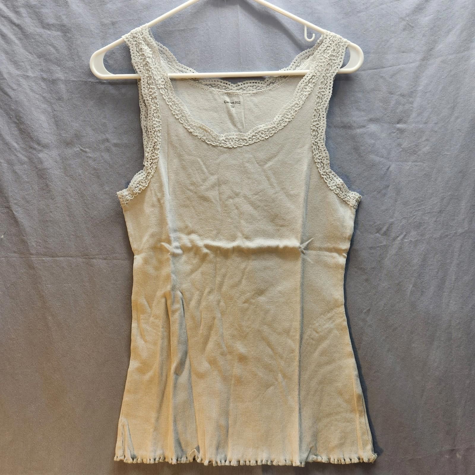 Designer Garnet Hill Lace Frill Edge Tank Light Gray Size Large NWOT Size L / US 10 / IT 46 - 1 Thumbnail