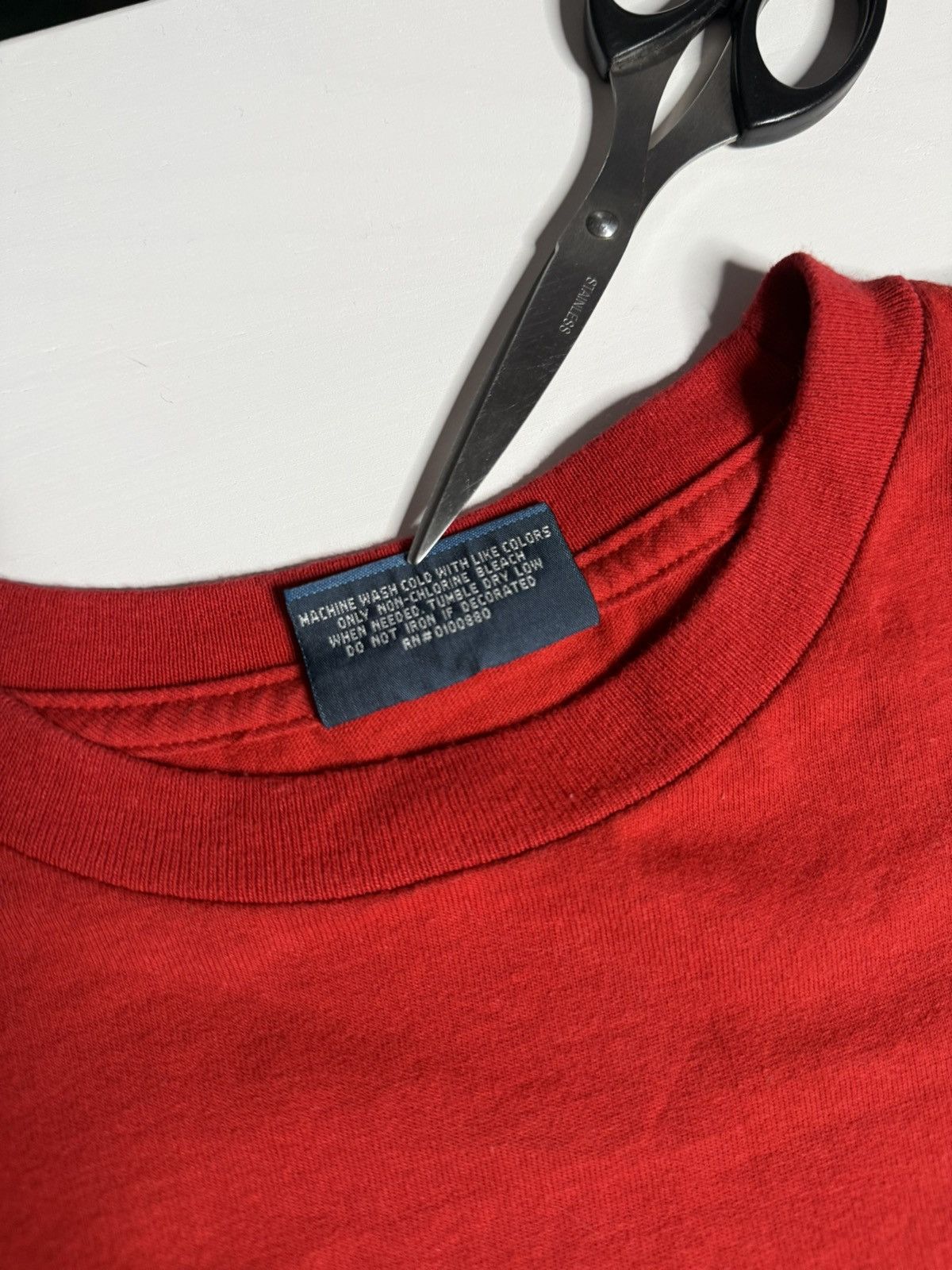 Vintage VINTAGE 1990's American Flag Tee “Red” [ M ] PREOWNED Size US M / EU 48-50 / 2 - 6 Thumbnail