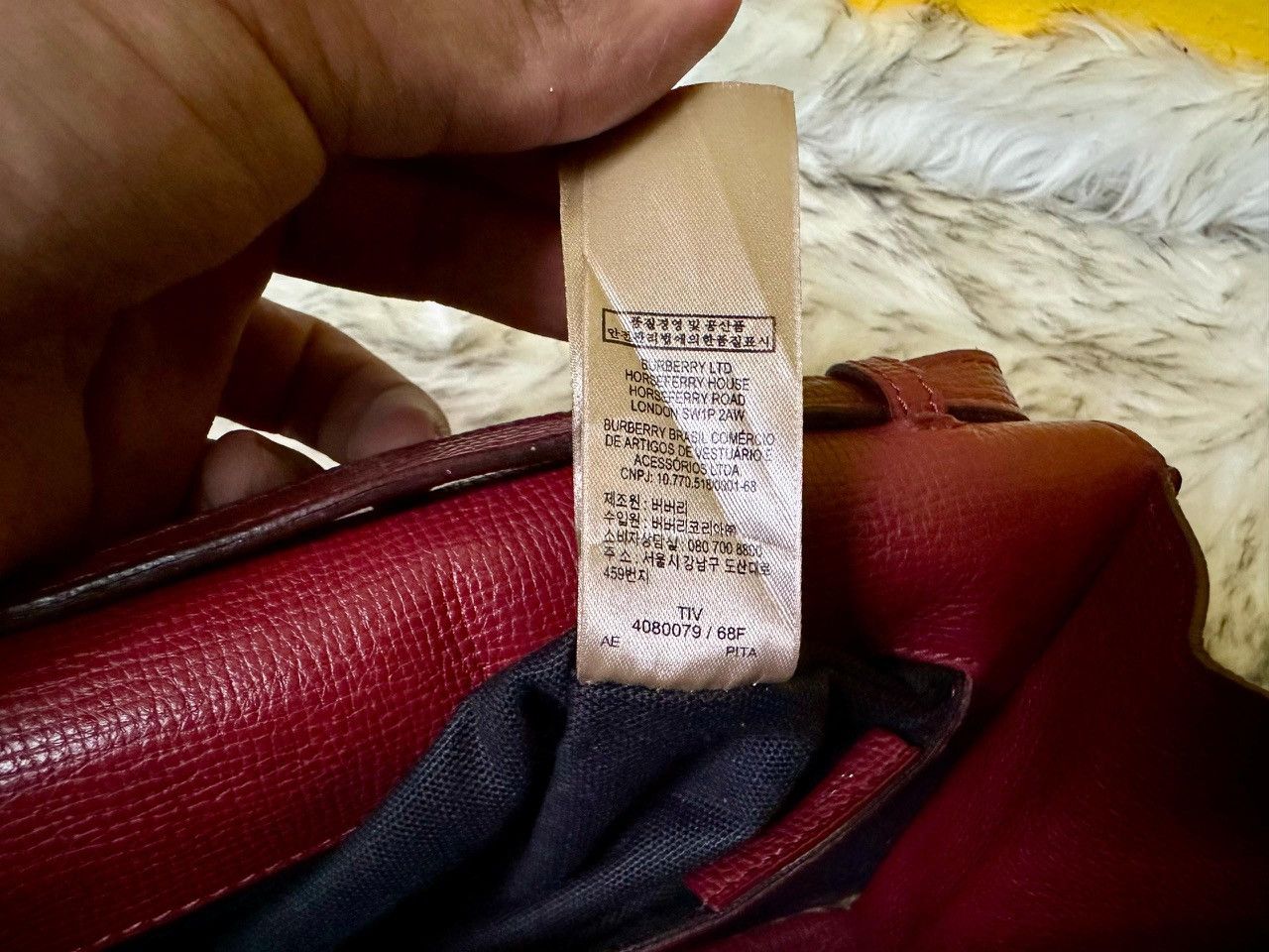Burberry Authentic Burberry Macken Vintage Check Crossbody Bag Size ONE SIZE - 14 Thumbnail