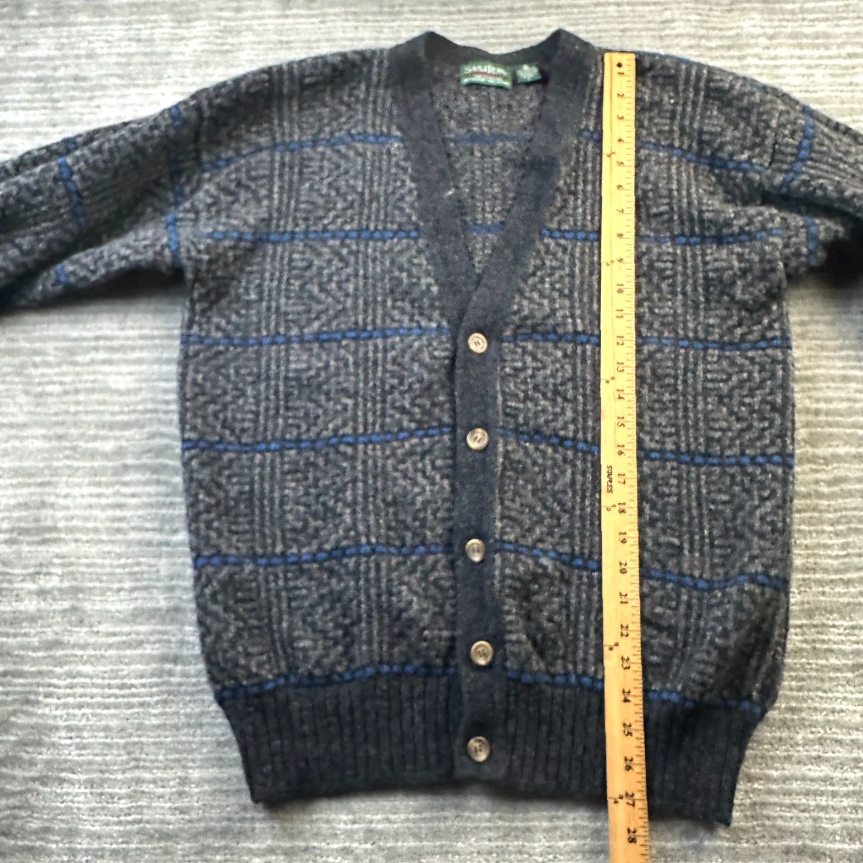 Vintage VINTAGE Savile Row Sweater Cardigan Mens Large Gray Wool Knit V-Neck Button Up Shetland Size US L / EU 52-54 / 3 - 8 Thumbnail