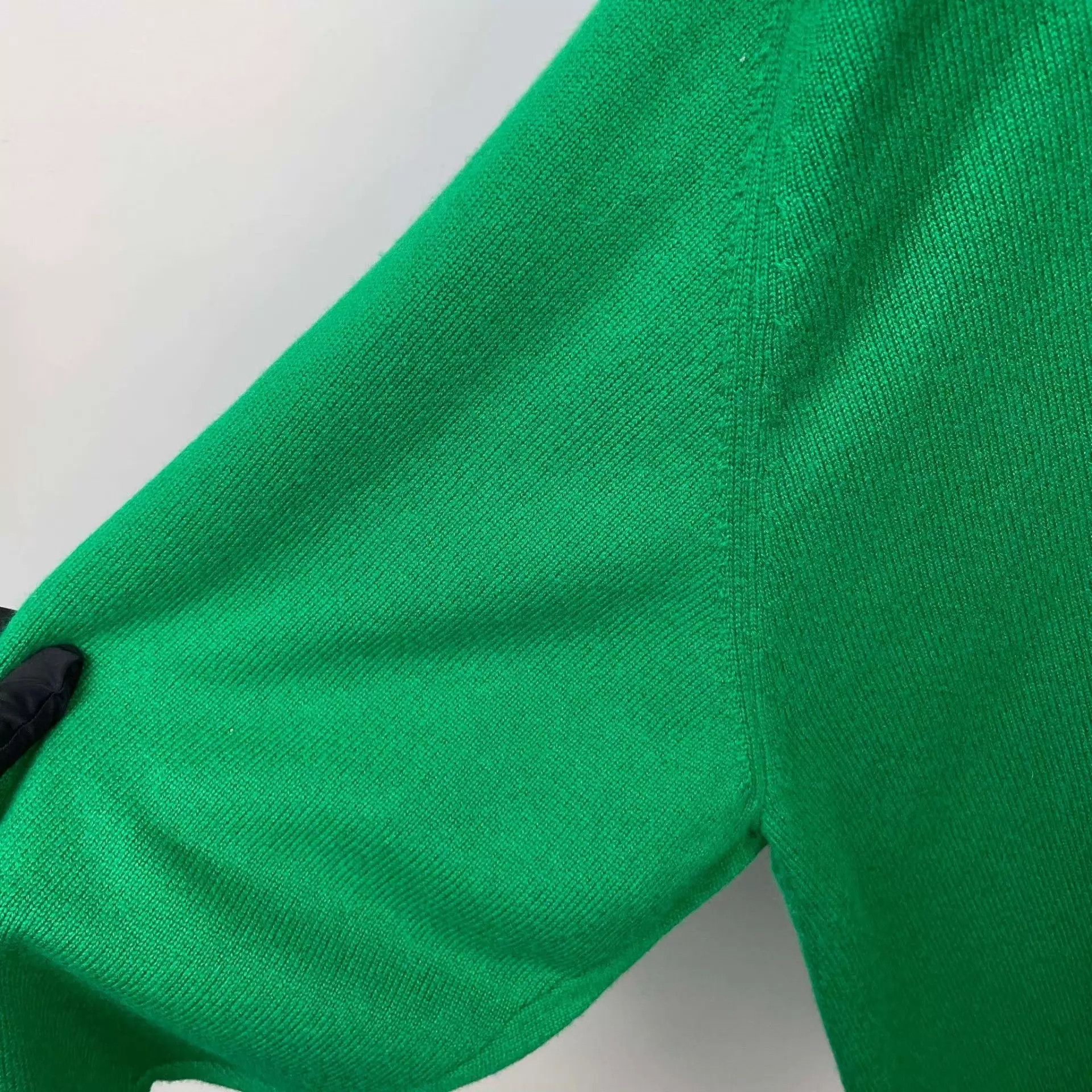 Balenciaga Balenciaga Women's Green Sweater Size 36 Size XS / US 0-2 / IT 36-38 - 8 Thumbnail