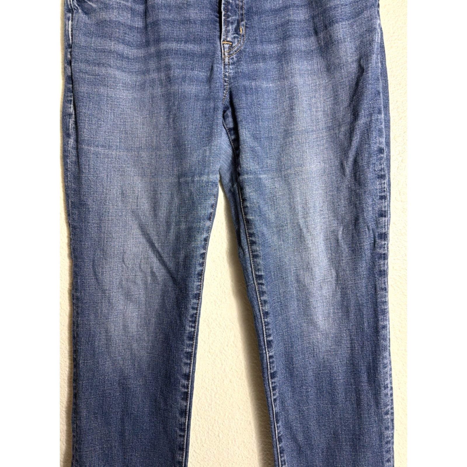 Gap Gap Girlfriend Jeans Medium Wash Women’s Size 10 Straight 32x29 Size 32" / US 10 / IT 46 - 3 Thumbnail